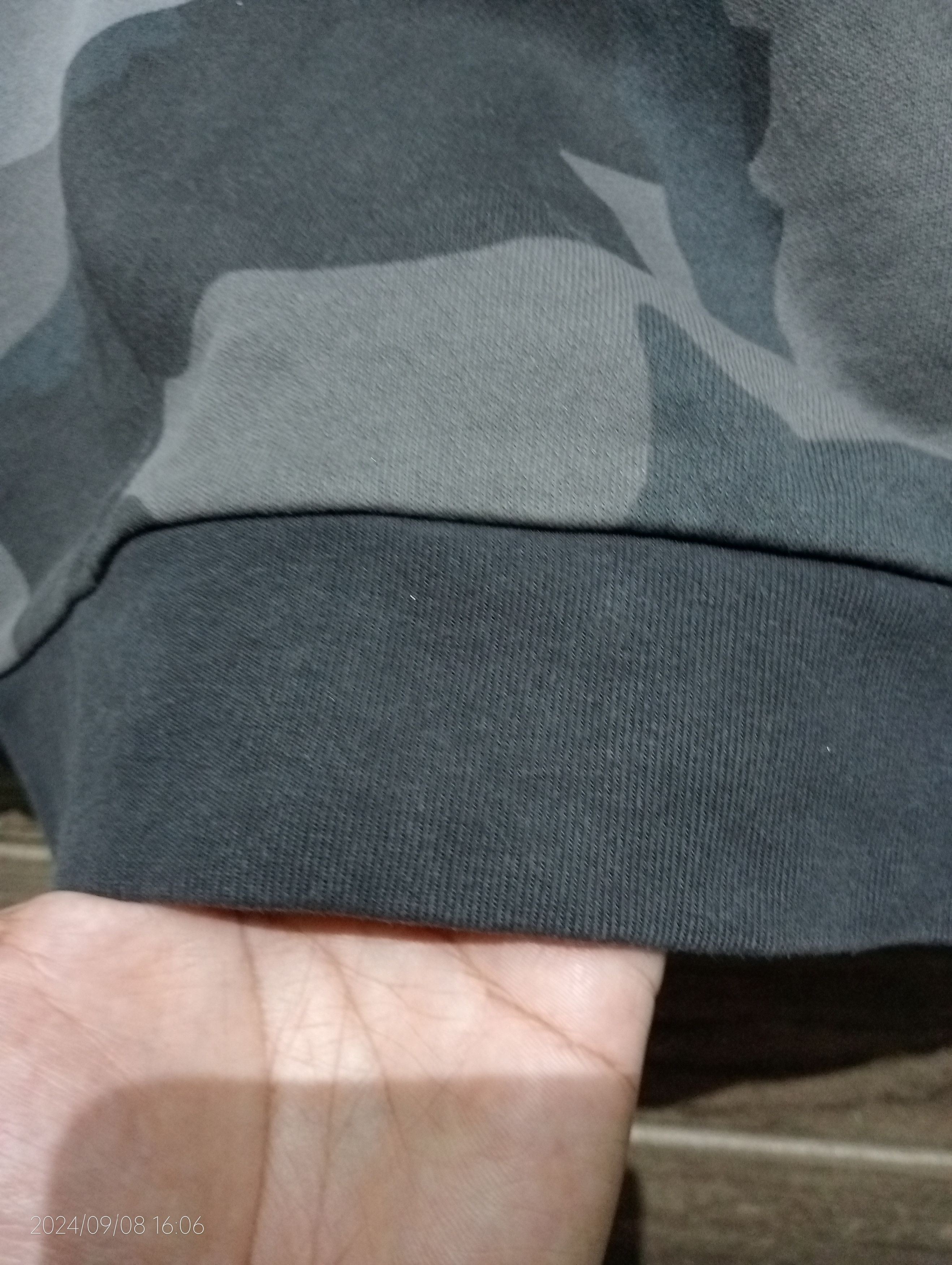 Adidas Adidas Camo Crewneck Sweatshirt Very Rare Size US M / EU 48-50 / 2 - 4 Thumbnail