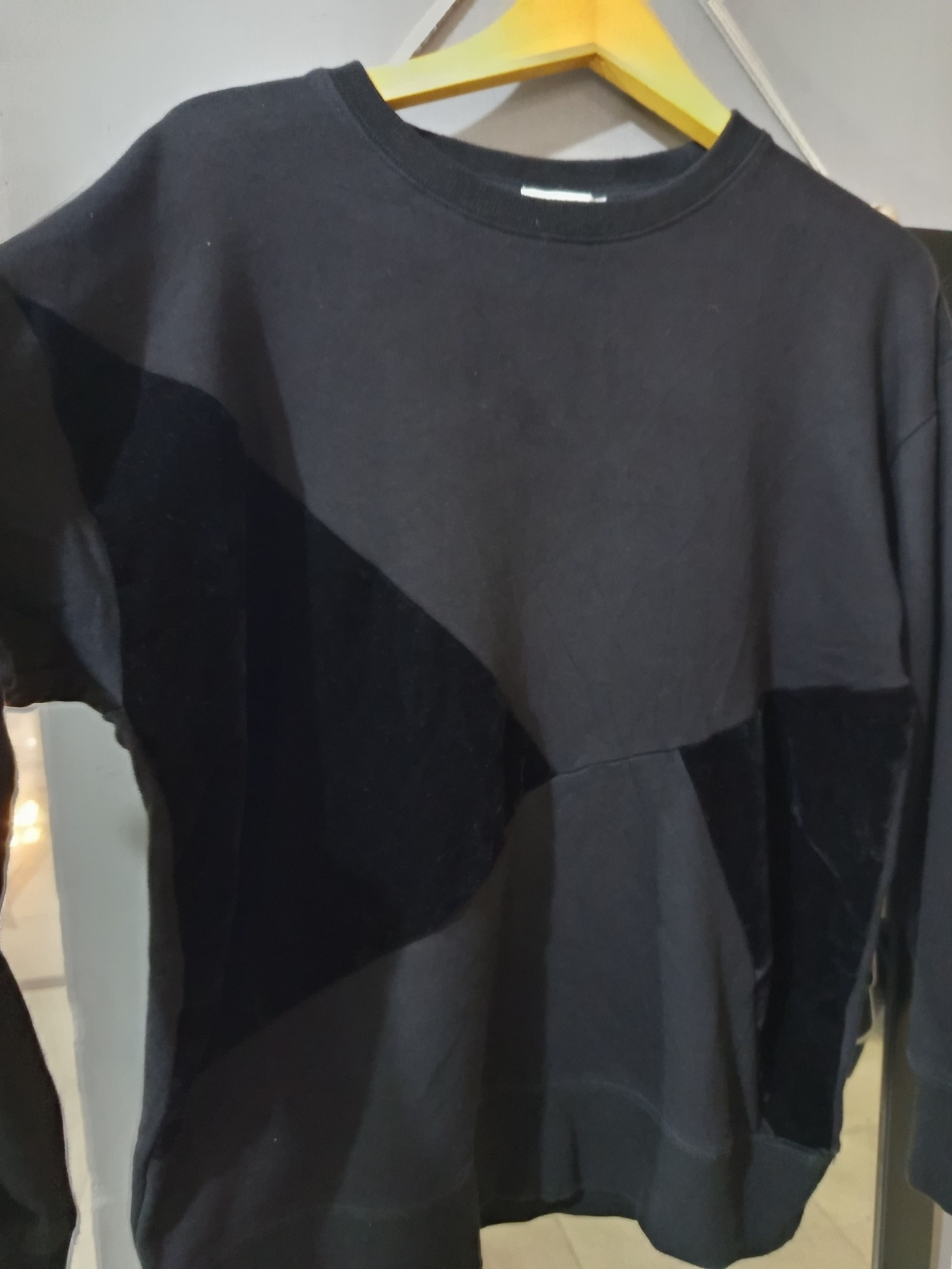 Japanese Brand KOE Black Velvet Panel Crewneck Sweatshirt Mid 2010s Japan Size US L / EU 52-54 / 3 - 3 Thumbnail