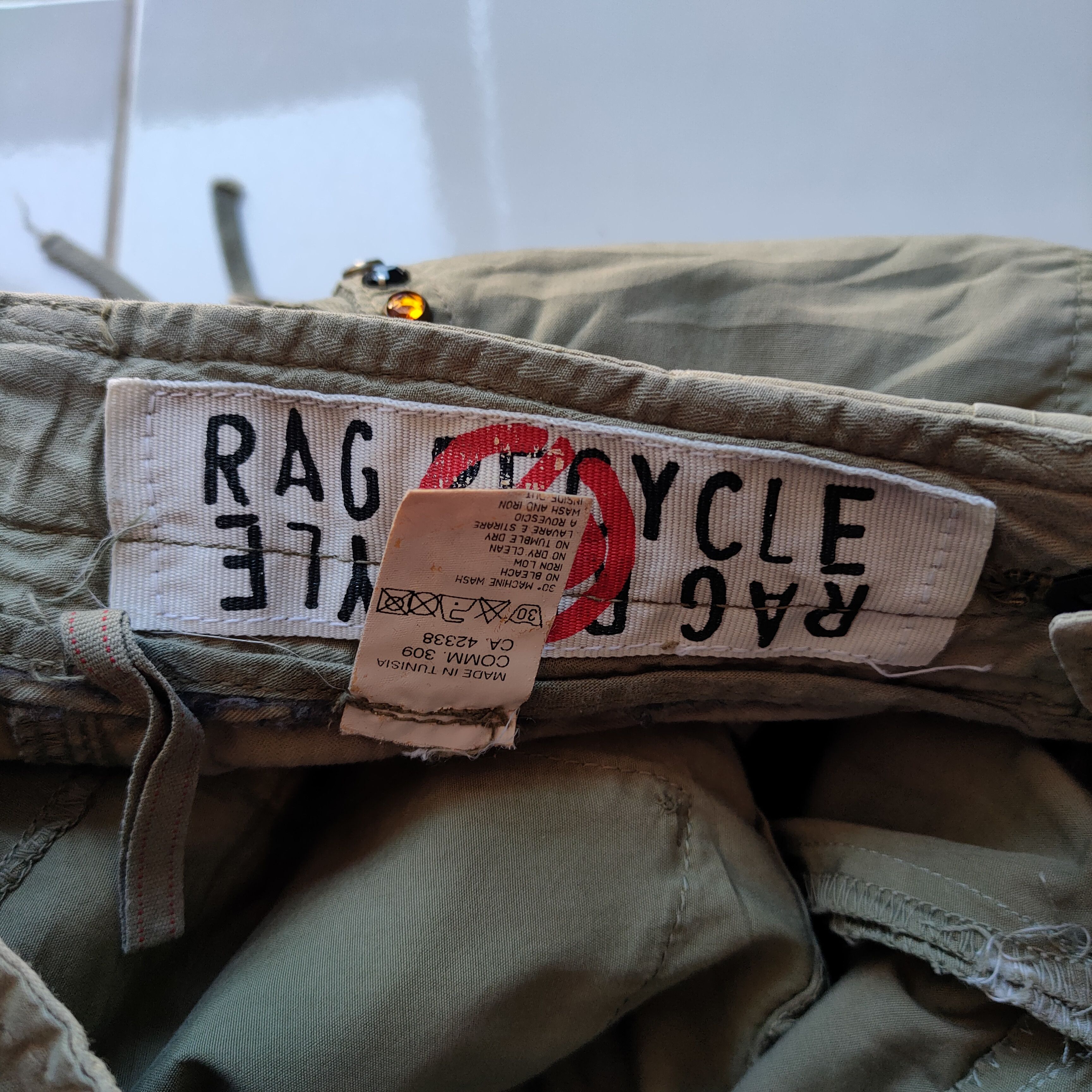 Japanese Brand RARE! VINTAGE RAG BONDAGE CARGO PANTS Size US 29 - 11 Thumbnail