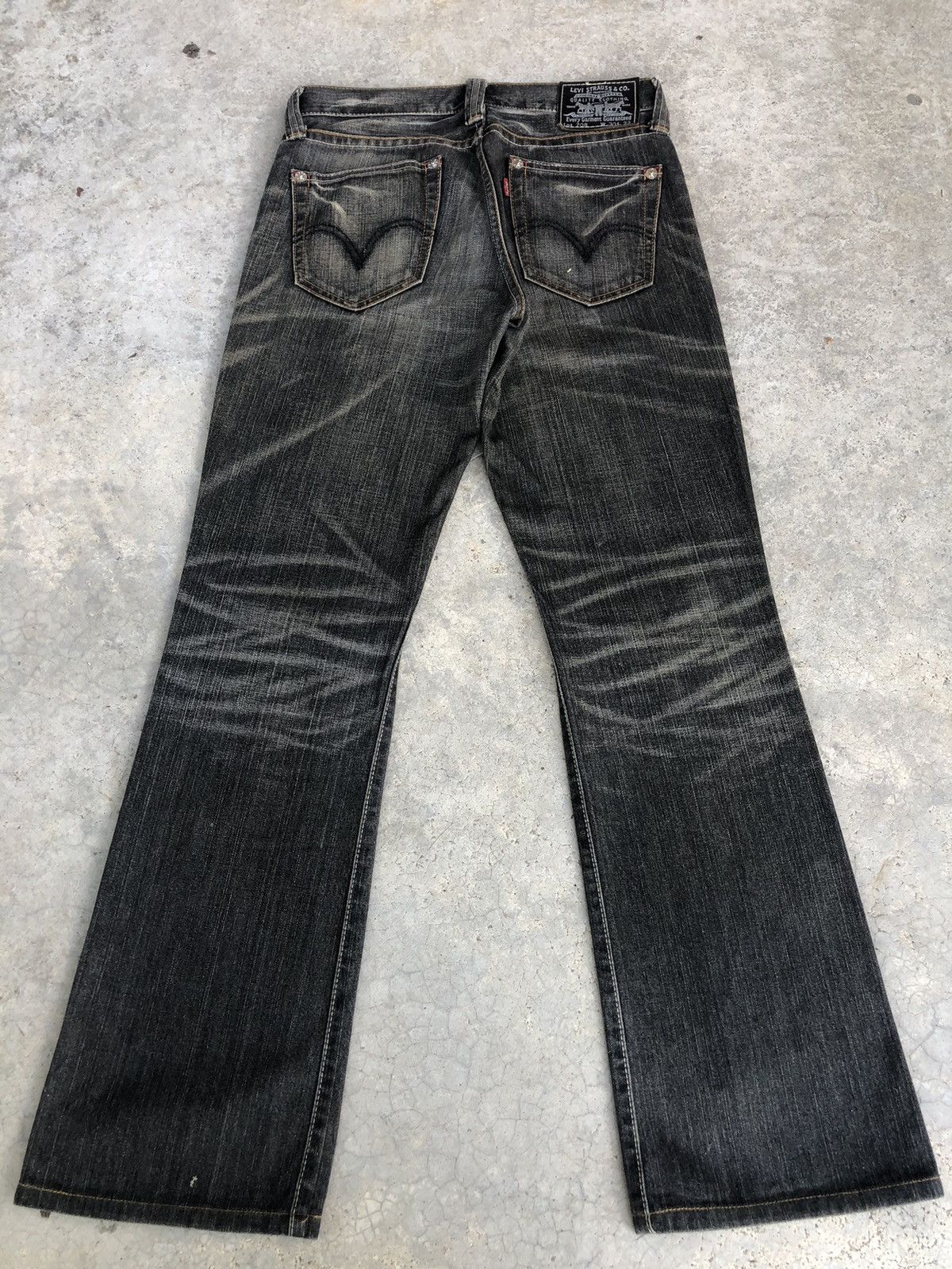 If Six Was Nine Y2k Levis Flared Jeans Distressee Jeans 708 Size US 30 / EU 46 - 2 Thumbnail