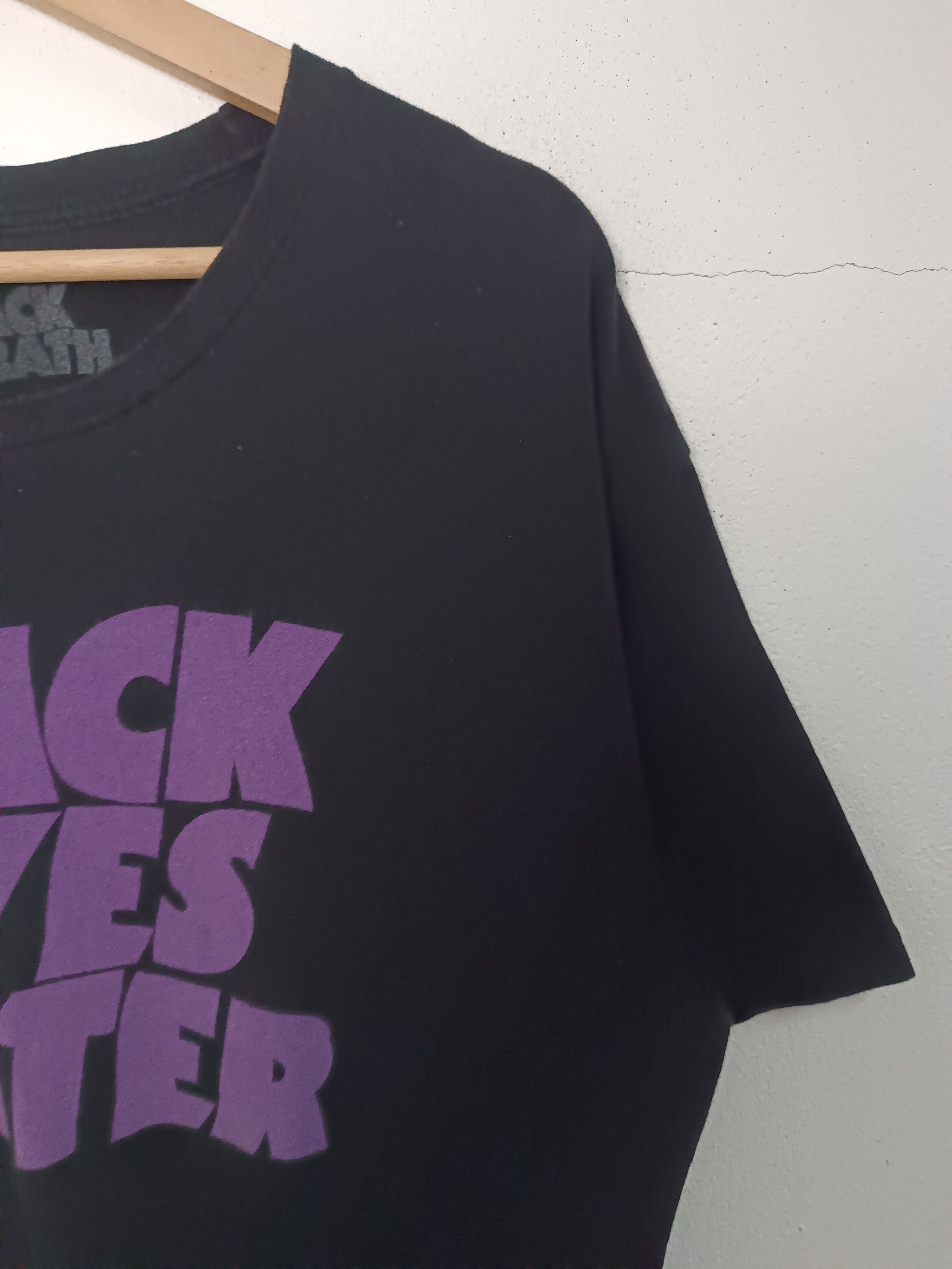 Band Tees VINTAGE BLACK SABBATH BLACK LIVE MATTER TEE dio metallica Size US L / EU 52-54 / 3 - 6 Thumbnail