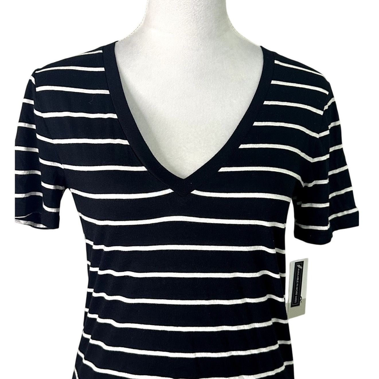 BP. BP Short Sleeve T-Shirt Striped Black/White Women's XS NWT Size XS / US 0-2 / IT 36-38 - 2 Thumbnail