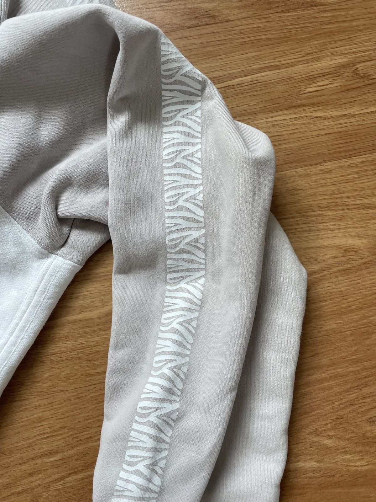 Nike × Vintage Vintage Nike Juventus White Zip Hoodie Size US M / EU 48-50 / 2 - 21 Thumbnail