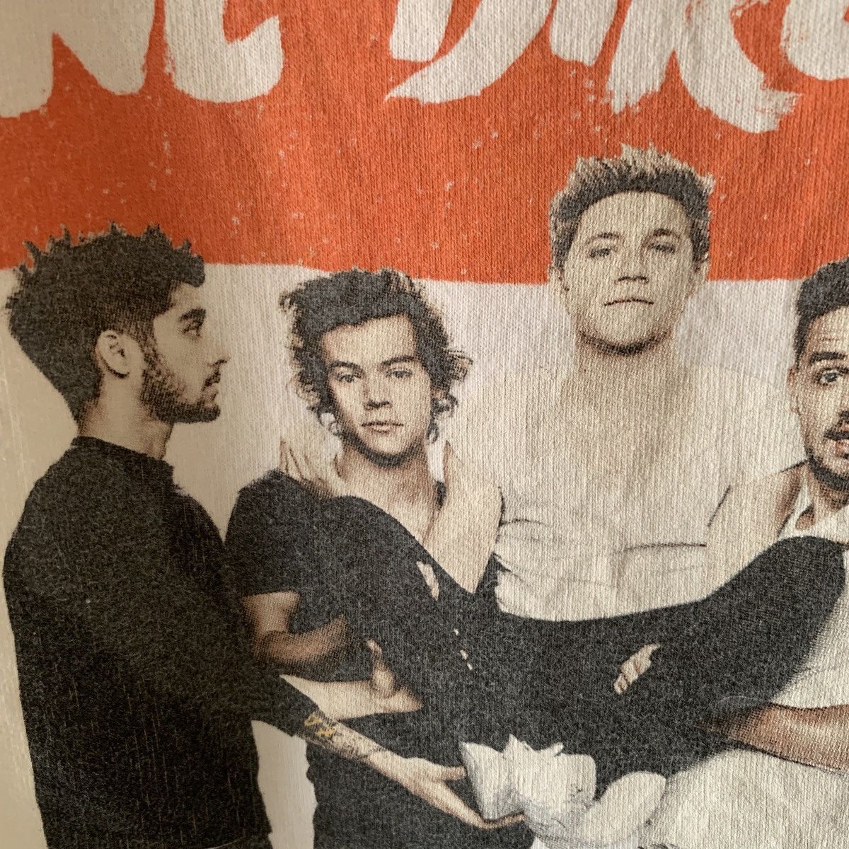 Band Tees 2015 One Direction Boyband Tee Size M / US 6-8 / IT 42-44 - 4 Thumbnail