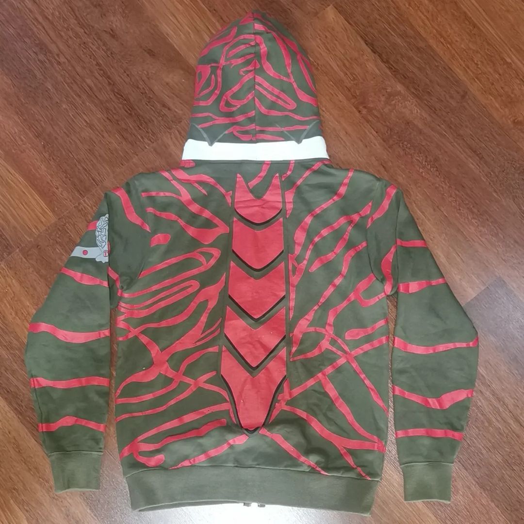 Beams Plus × Japanese Brand Kamen Rider Amazon Full Zip Hoodie BEAMS Mangart Size US L / EU 52-54 / 3 - 2 Thumbnail