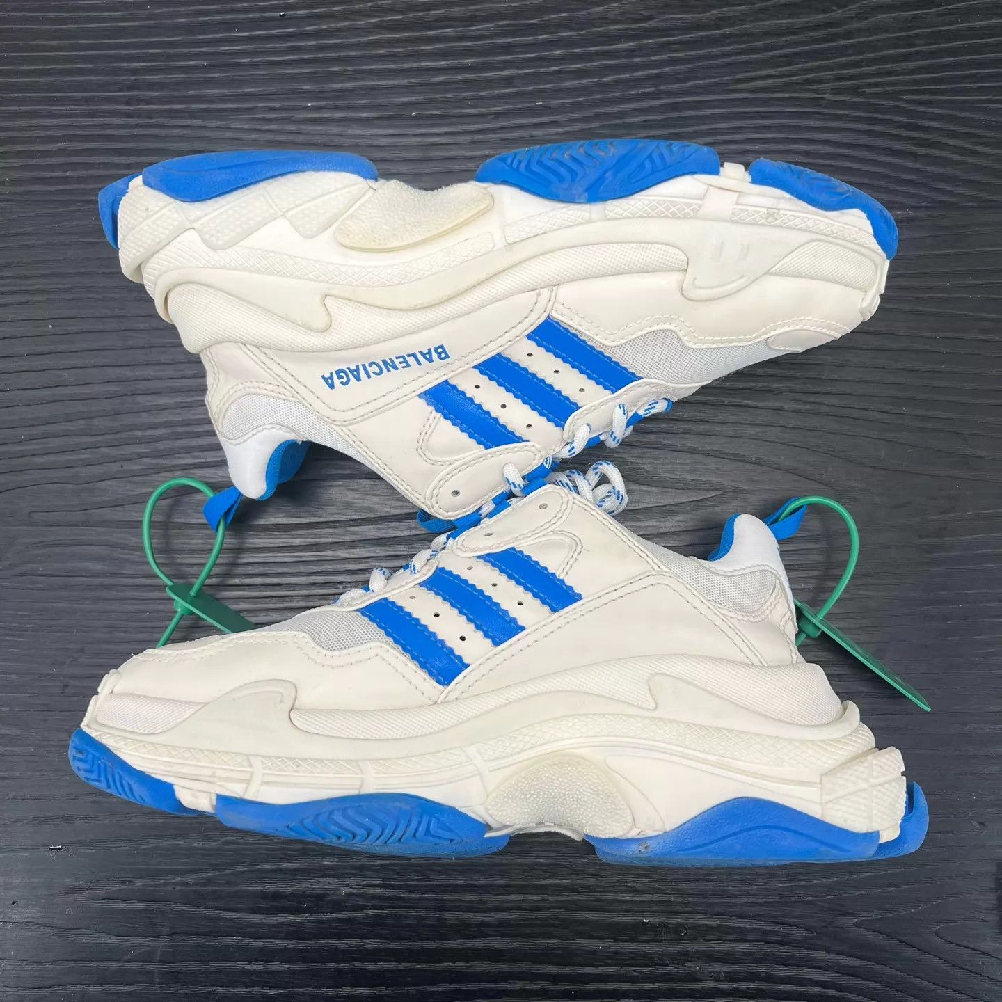 Balenciaga Balenciaga Triples White Blue 39 Size US 9 / IT 39 - 2 Thumbnail