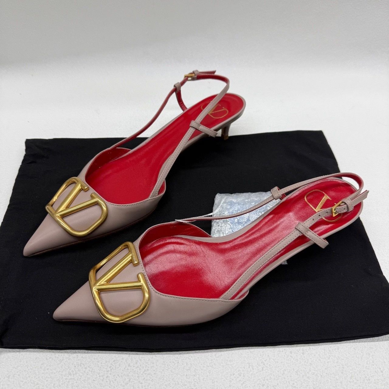 Valentino Valentino Retro Pink Sandals us_6-5 Women Size US 6.5 / IT 36.5 - 1 Thumbnail