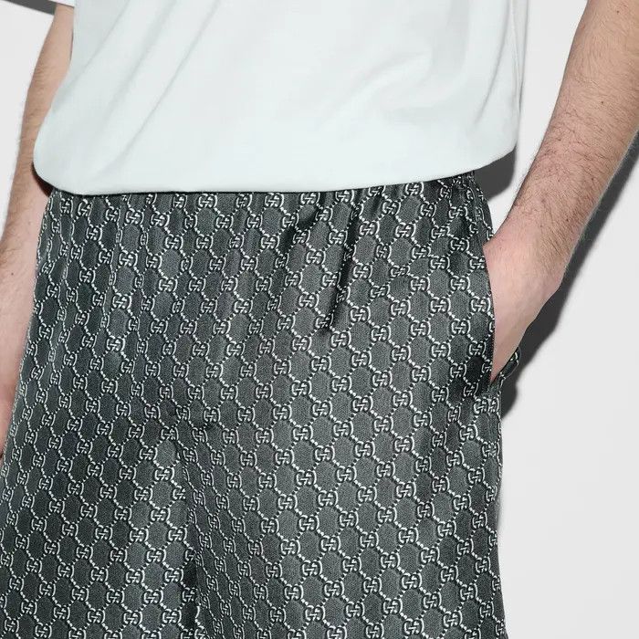 Gucci o1loc1c0226 798619 Silk Twill Shorts With GG Shadow Size US 28 / EU 44 - 5 Thumbnail