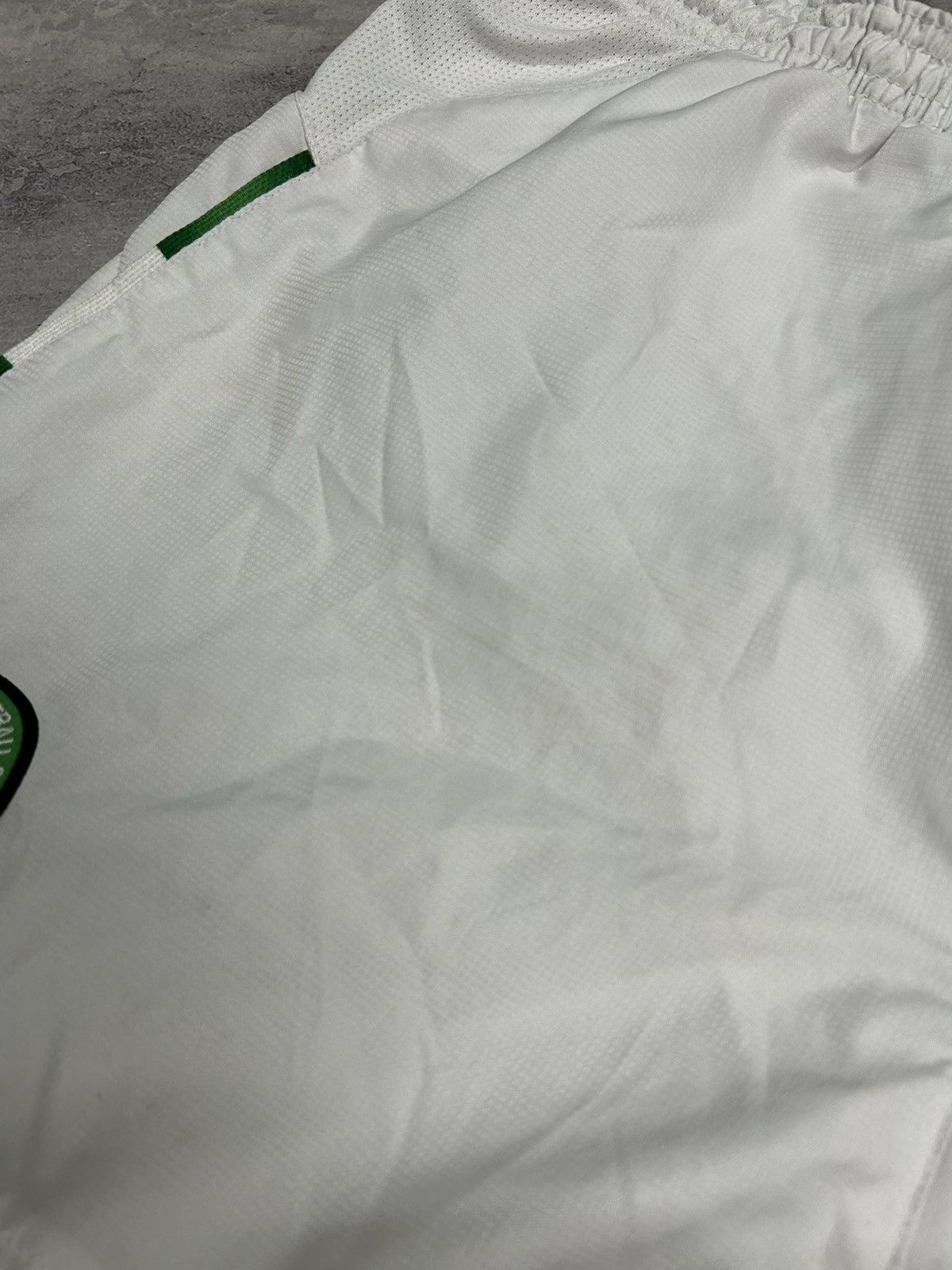 Umbro Vintage Celtic Shorts Umbro 2003 2004 Size US 32 / EU 48 - 4 Thumbnail
