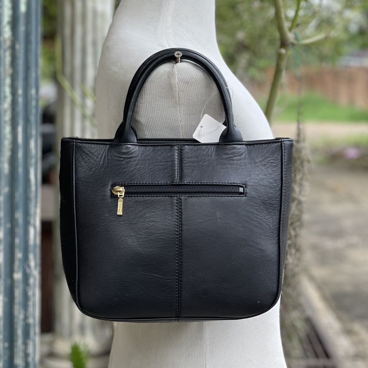 Leather × Vintage Roseate Black Leather Tote Size ONE SIZE - 4 Thumbnail