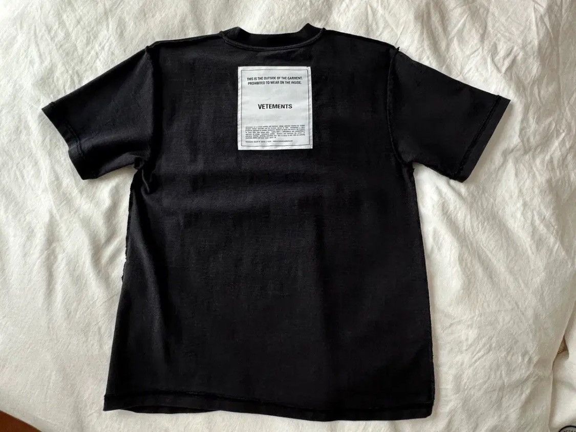 Vetements Vetements Inside Out Back Label T-Shirt Size US XS / EU 42 / 0 - 3 Thumbnail