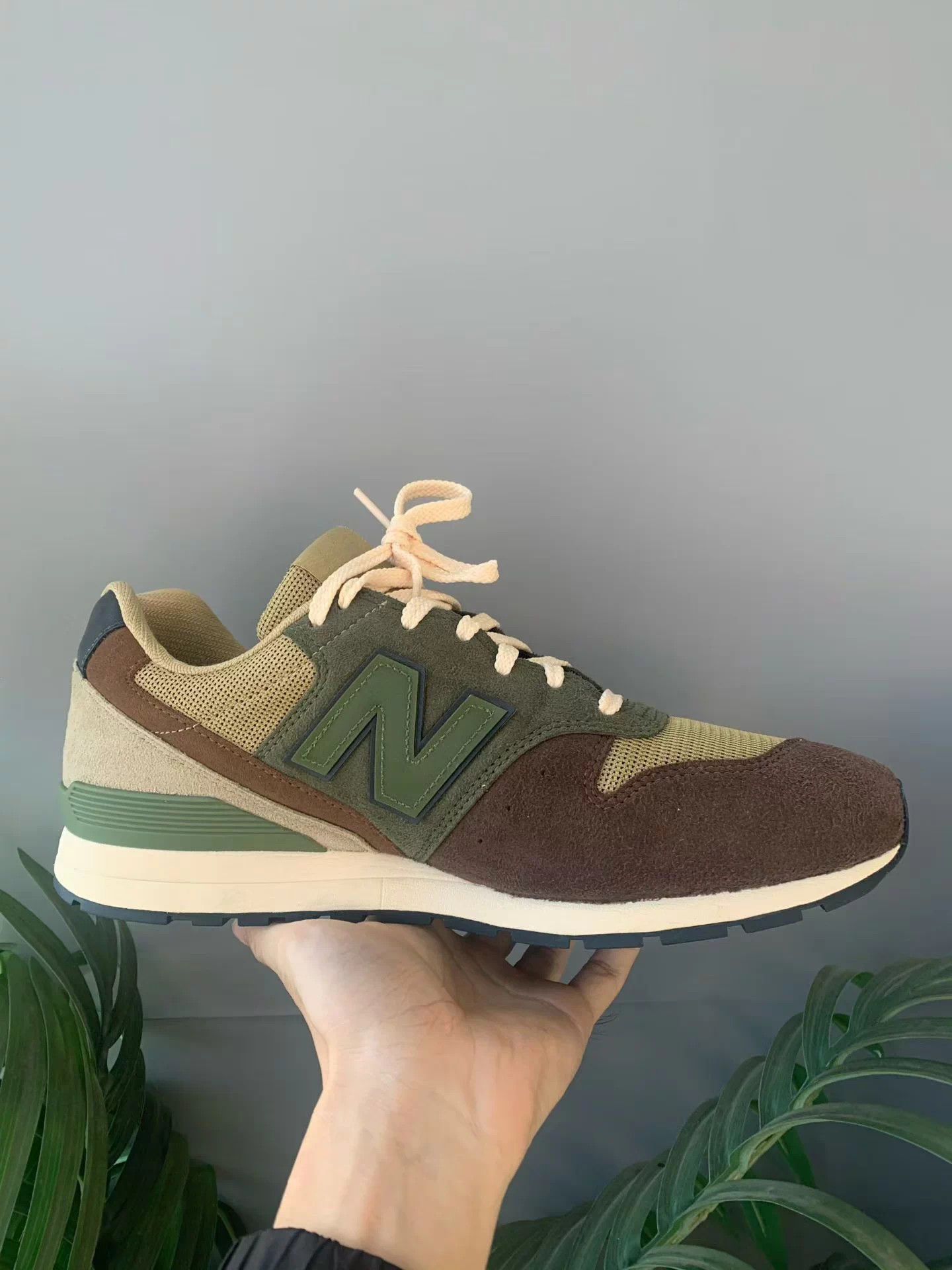 New Balance Beams nb996 gtx Green Brown 44 worn once Size US 11 / EU 44 - 3 Thumbnail