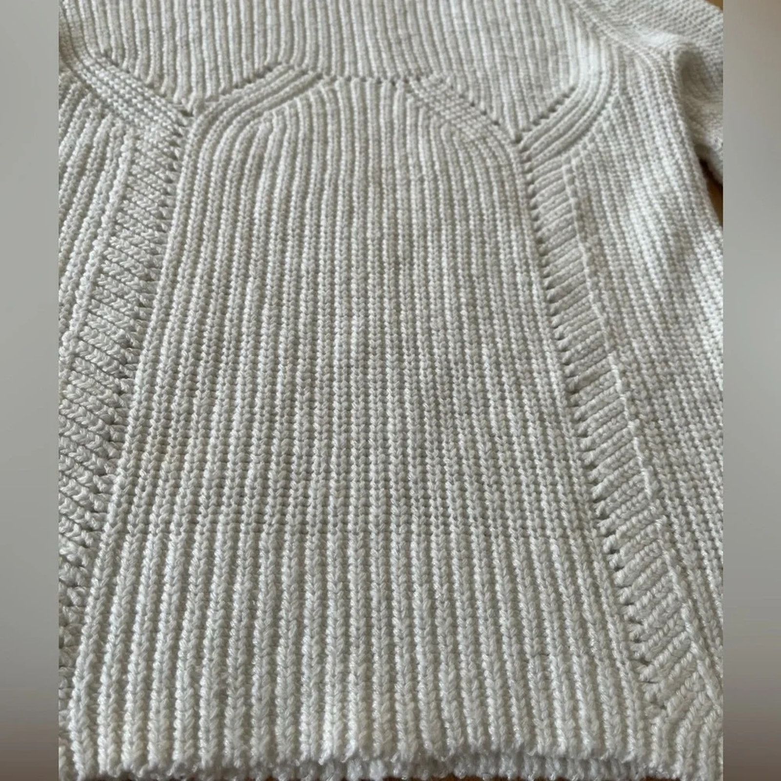 GRLFRND GRLFRND Jovany turtleneck sweater in ivory , size XS. Size XS / US 0-2 / IT 36-38 - 2 Thumbnail