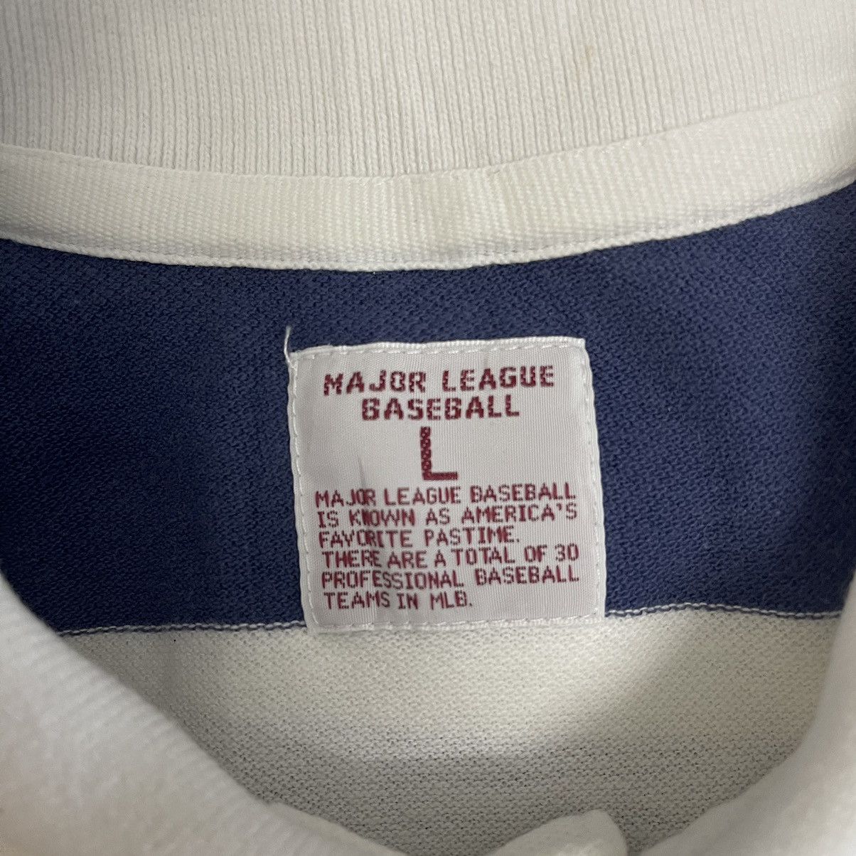 MLB New York Yankess Stripe Small Logo Embroidered Collar Shirts Size US M / EU 48-50 / 2 - 8 Thumbnail