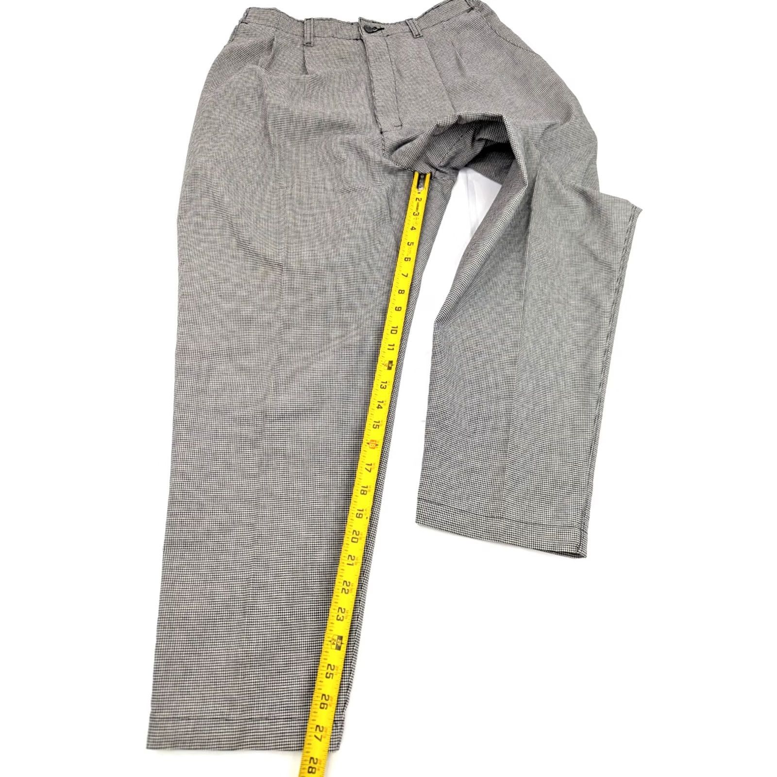 Lee VINTAGE Lee Houndstooth Pants Women 18P Petite Black & White Houndstooth Tapered Pleated Waist 31 in Inseam 27.5 in Crew? Size 40" / US 18 - 3 Thumbnail