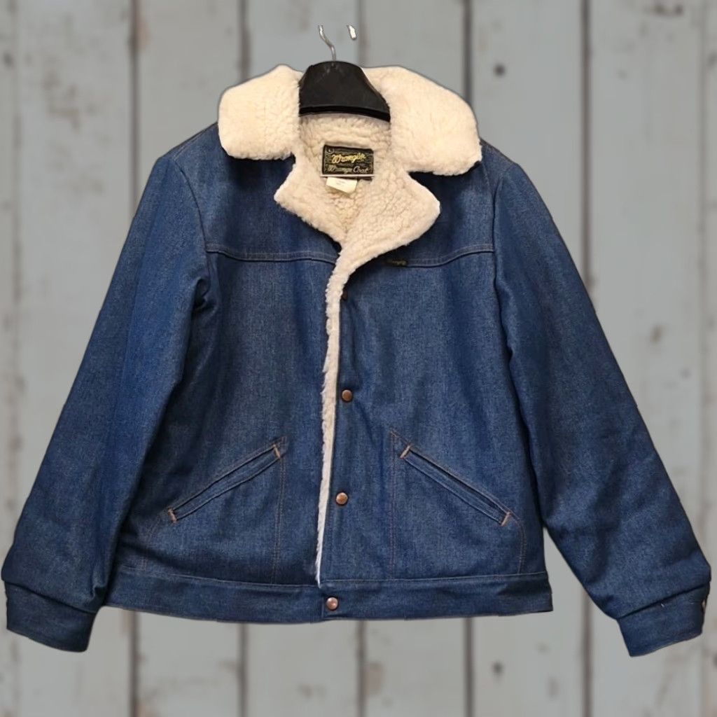 Wrangler VINTAGE Wrangler Jacket Coat Womens Large Blue Denim Sherpa Lined 90s USA GUC Denim Jacket Western Retro Shirt? Size L / US 10 / IT 46 - 1 Thumbnail