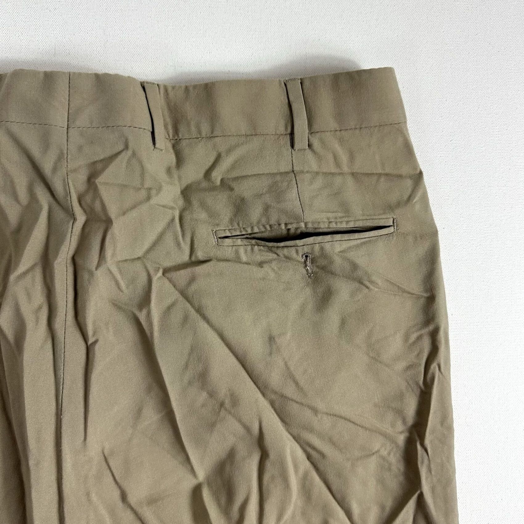 Brooks Brothers Brooks Brothers 346 Pants Men 37x32 Beige Wool Solid Pleated Dress Pants Straight Front Formal Premium Luxury Office Size US 37 - 6 Thumbnail