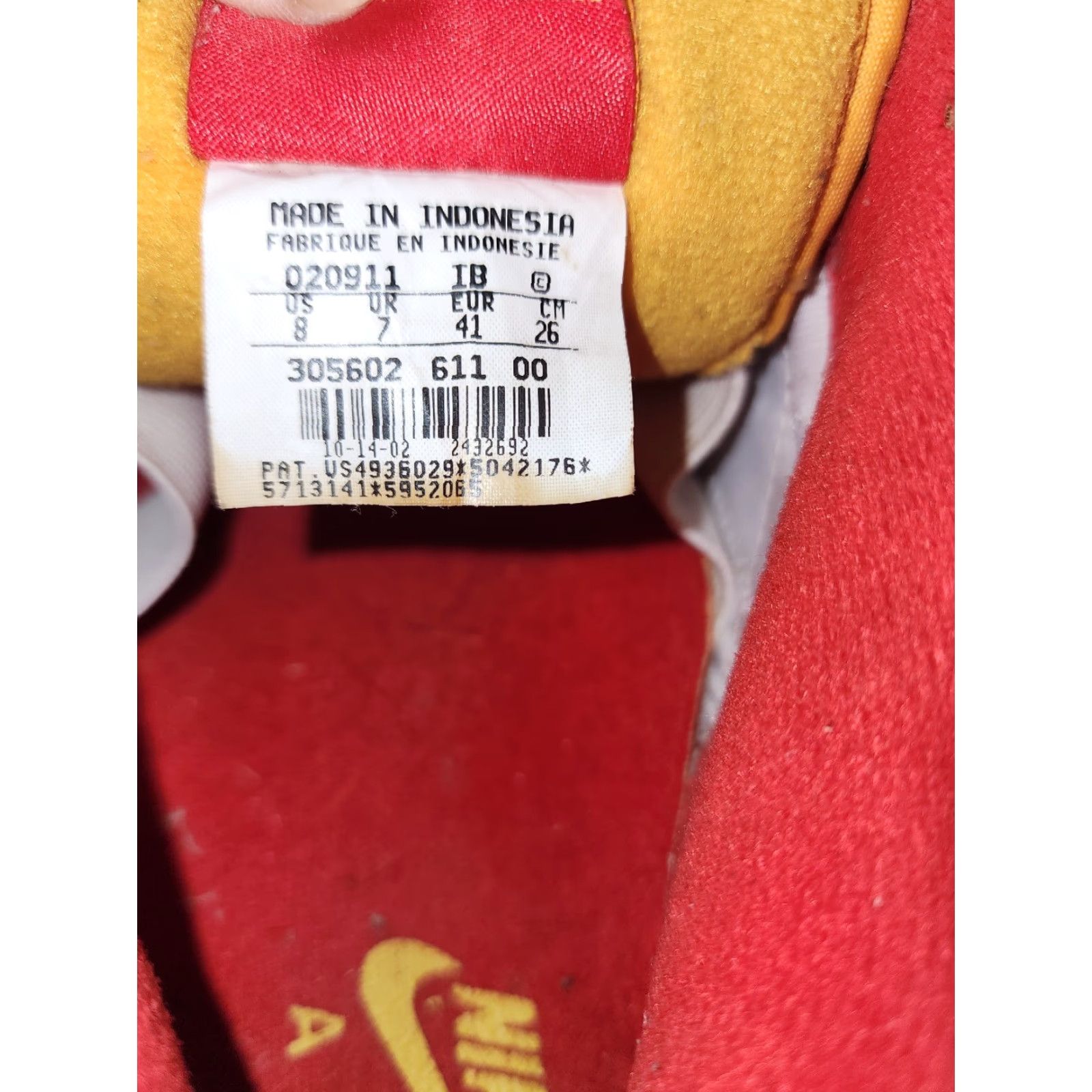Nike VINTAGE NIKE AIR FORCE 2 LOW THE DIRTY 305602-611 SIZE 8 DISTRESSED Nike Air Sneaker Mens Red 2002 2003 Leather Upper Shoes Size US 8 / EU 41 - 7 Thumbnail