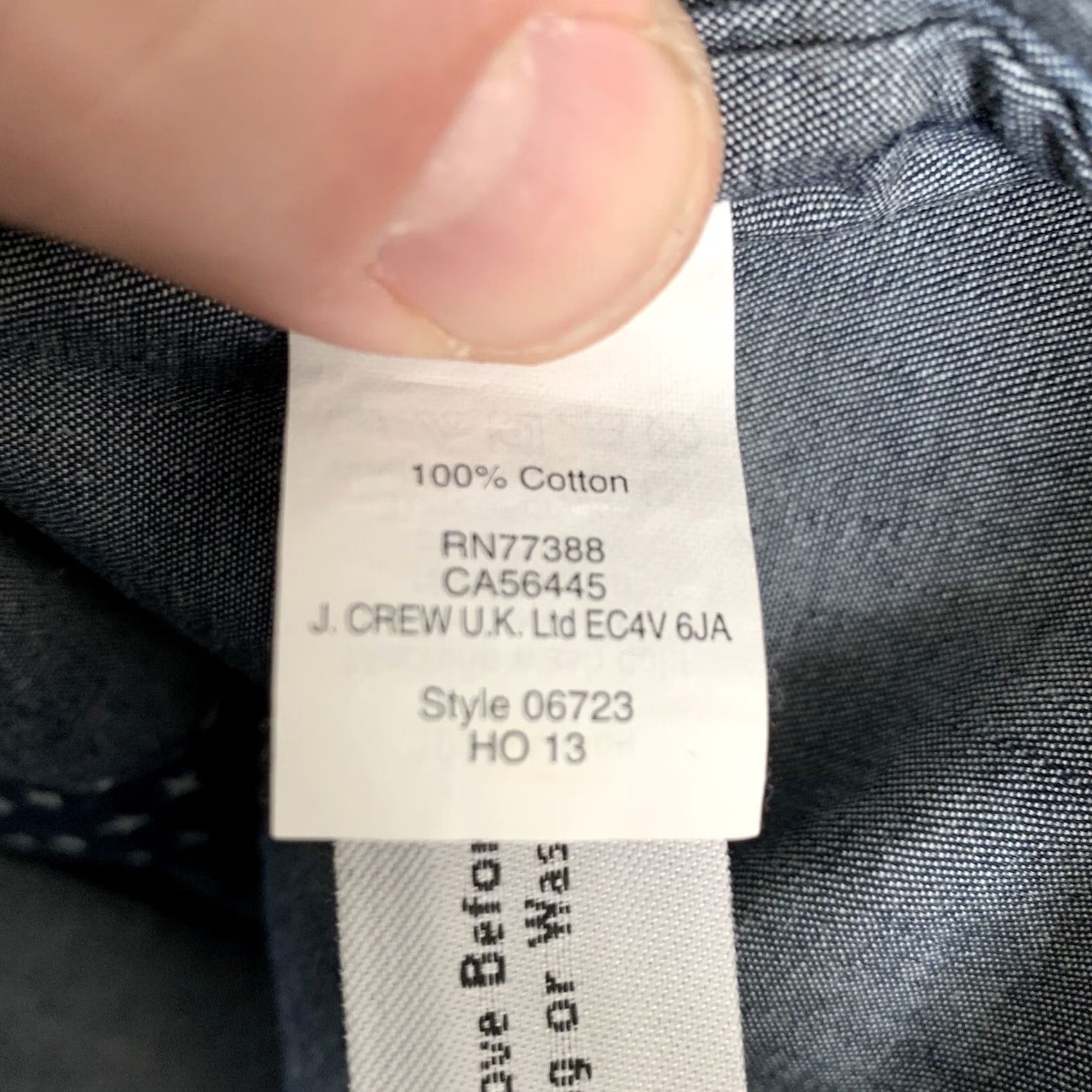 J.Crew J.CREW Button-Up Shirt Womens 4 Blue Fade Ombre Denim Star Pattern Indigo Top Shirt Button-Up Long Sleeve Casual Travel 100% Cotton Denim Size S / US 4 / IT 40 - 4 Thumbnail