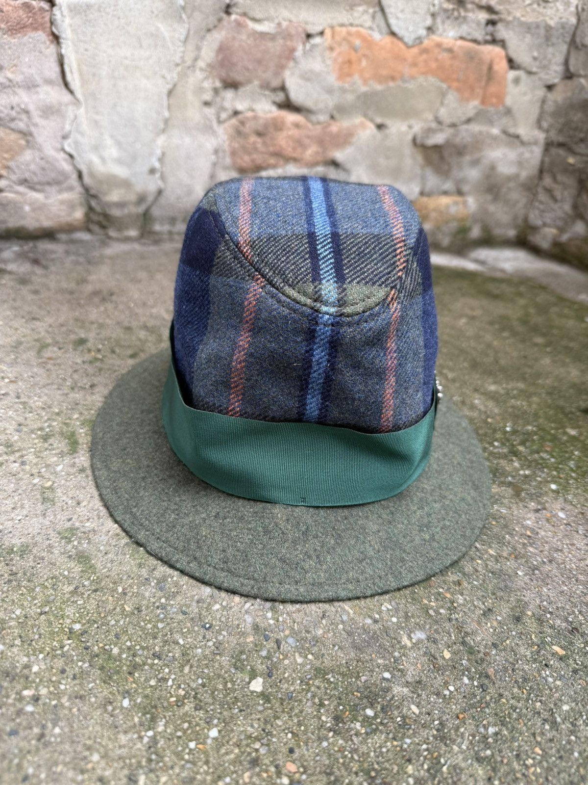 Gucci ✨Gucci✨ Flannel Hat Size Small (100% Wool) Size ONE SIZE - 2 Thumbnail