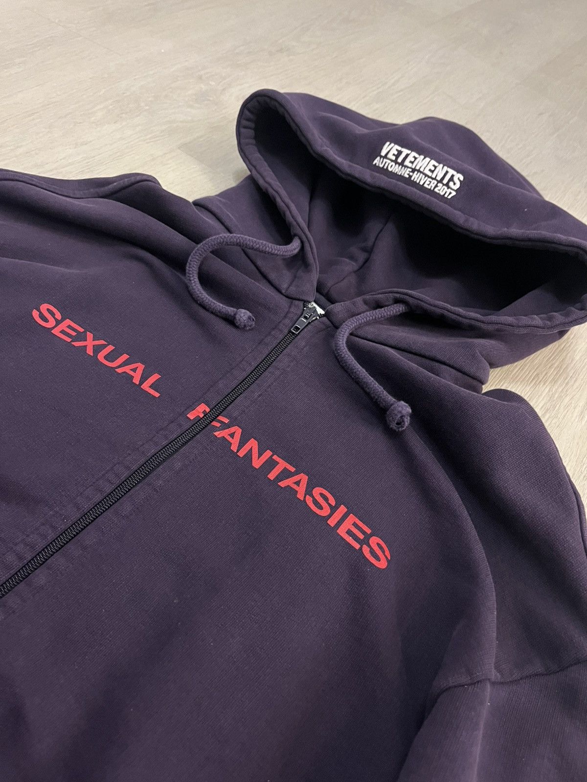 Vetements Vetements 1/50 Sexual Fantasies Zip Up Hoodie DSM Exclusive Size US S / EU 44-46 / 1 - 2 Thumbnail