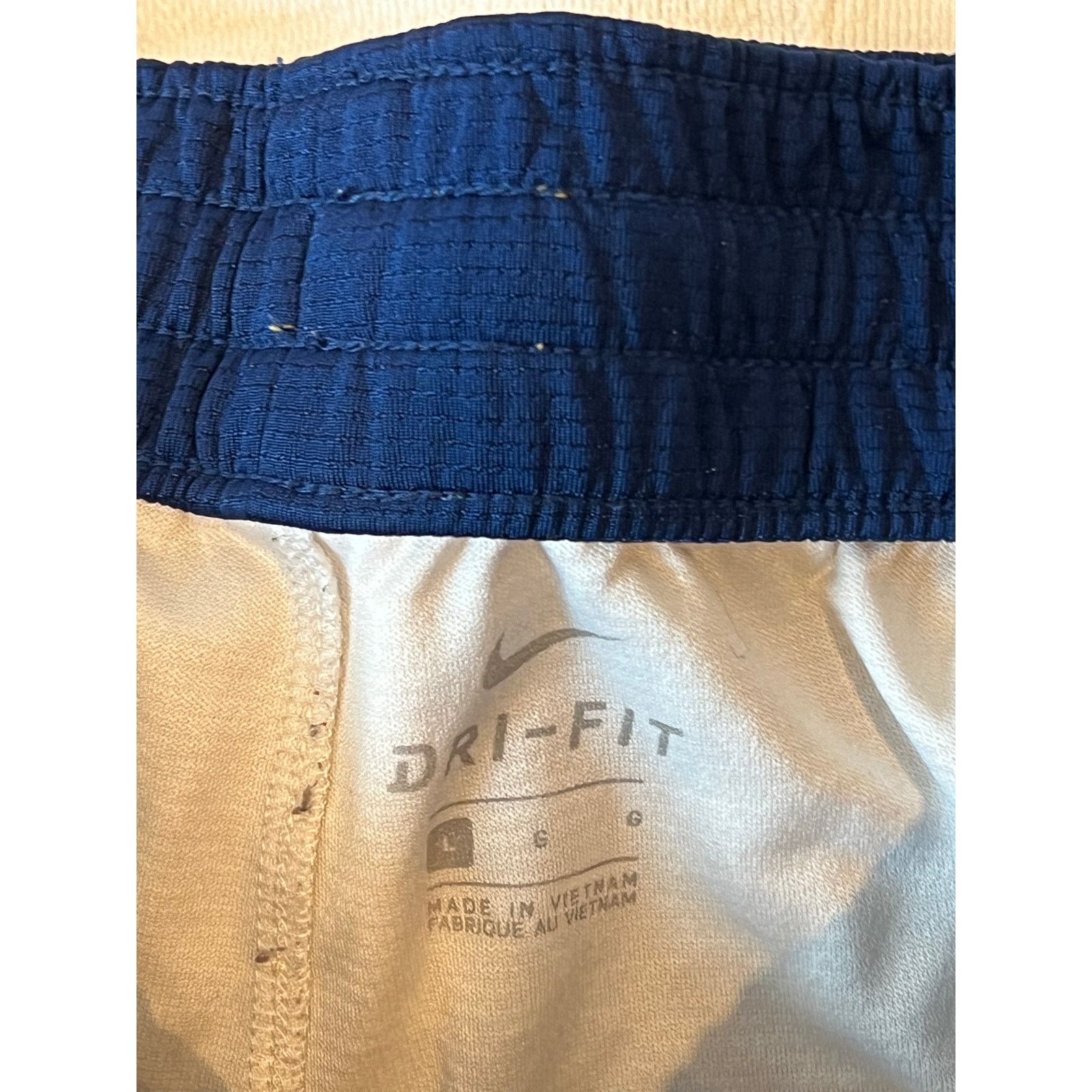 Nike Nike Vintage Dri Fit Basketball Shorts Mens L Size US 38 / EU 54 - 3 Thumbnail