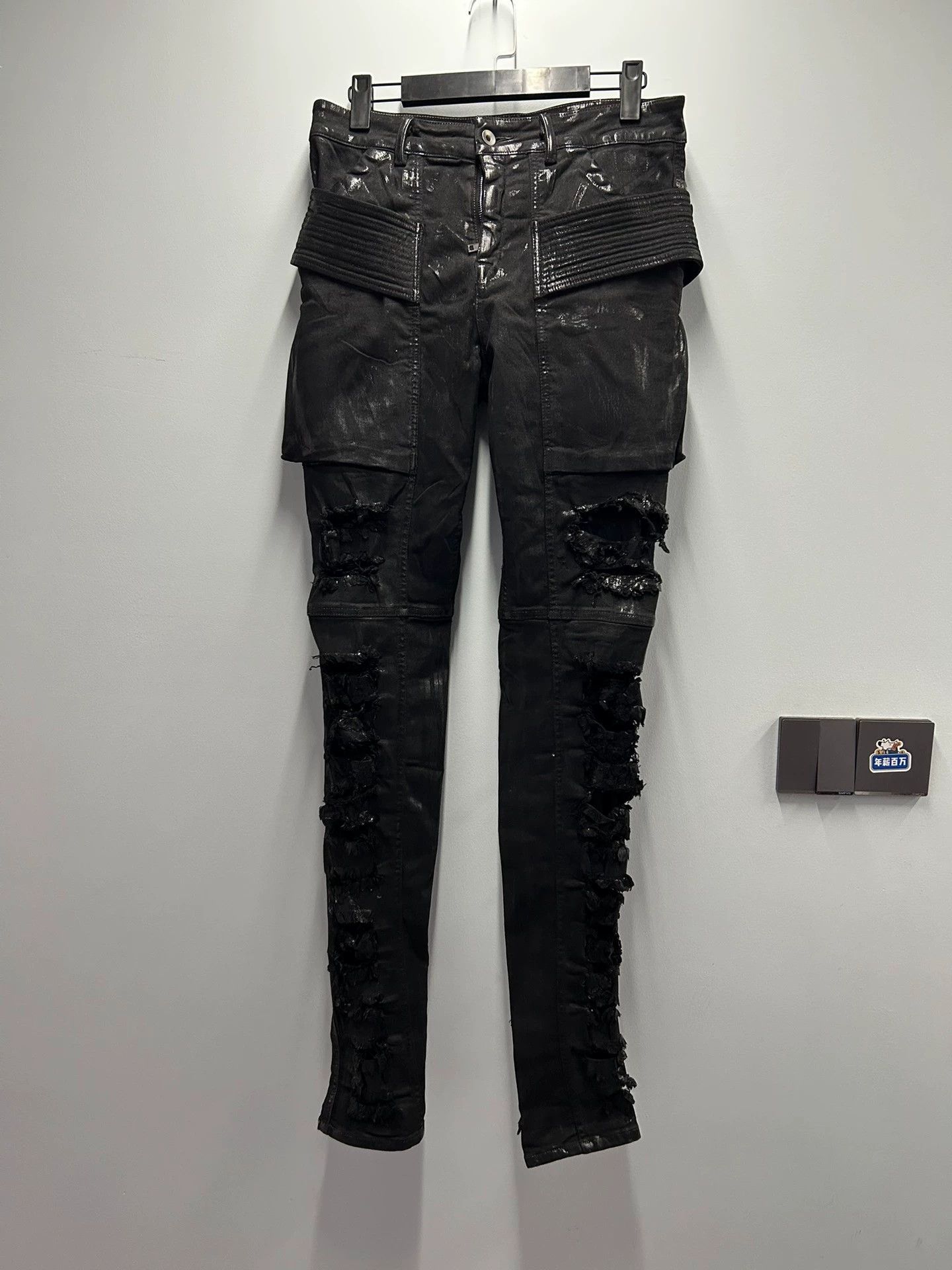 Rick Owens Rick Owens Drkshdw distressed black jeans Size 26" / US 2 / IT 38 - 1 Thumbnail