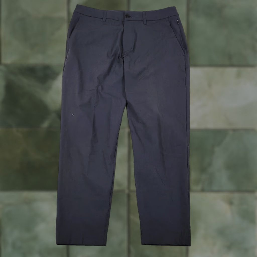 Lululemon Lululemon ABC Pants Mens Slim Chino Straight Size 31 Beige Warpstreme Stretch Pockets 5-Pocket Logo Size US 31 - 1 Thumbnail