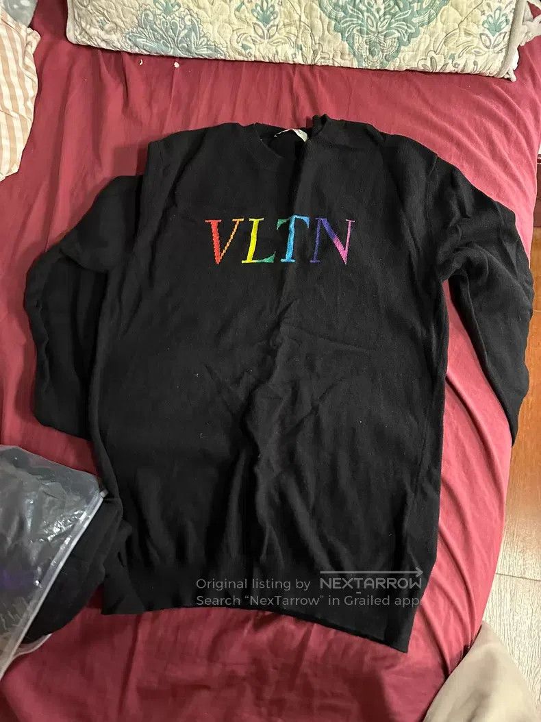 Valentino Valentino Black rainbow letter knitwear Size M / US 6-8 / IT 42-44 - 1 Thumbnail