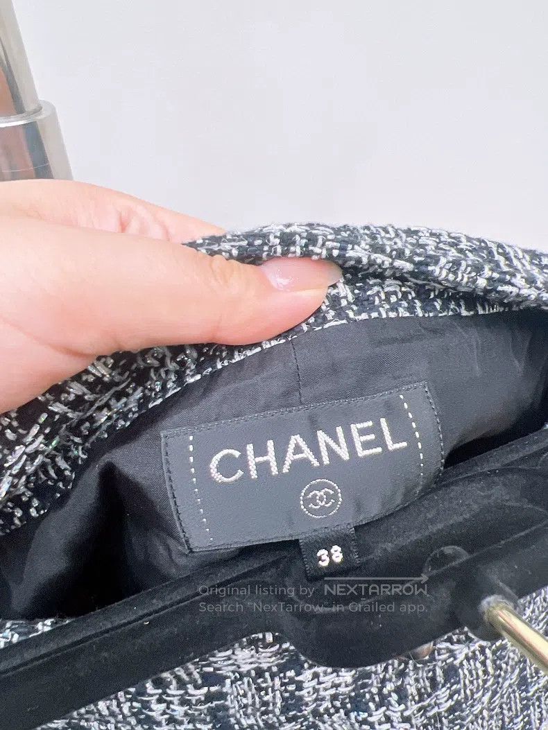 Chanel Chanel Coloured tweed shorts Size 25" / US 0 / IT 36 - 9 Thumbnail