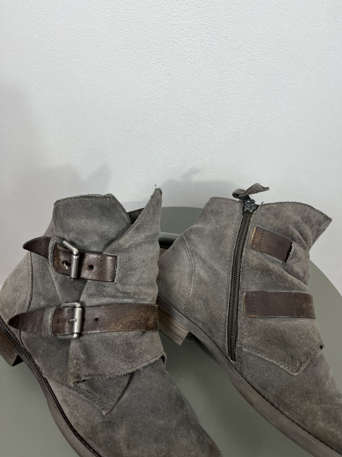 Other Avant Garde Distressed Suede Boots 38 Strap Zip Ankle Shoes Size US 7 / IT 37 - 4 Thumbnail