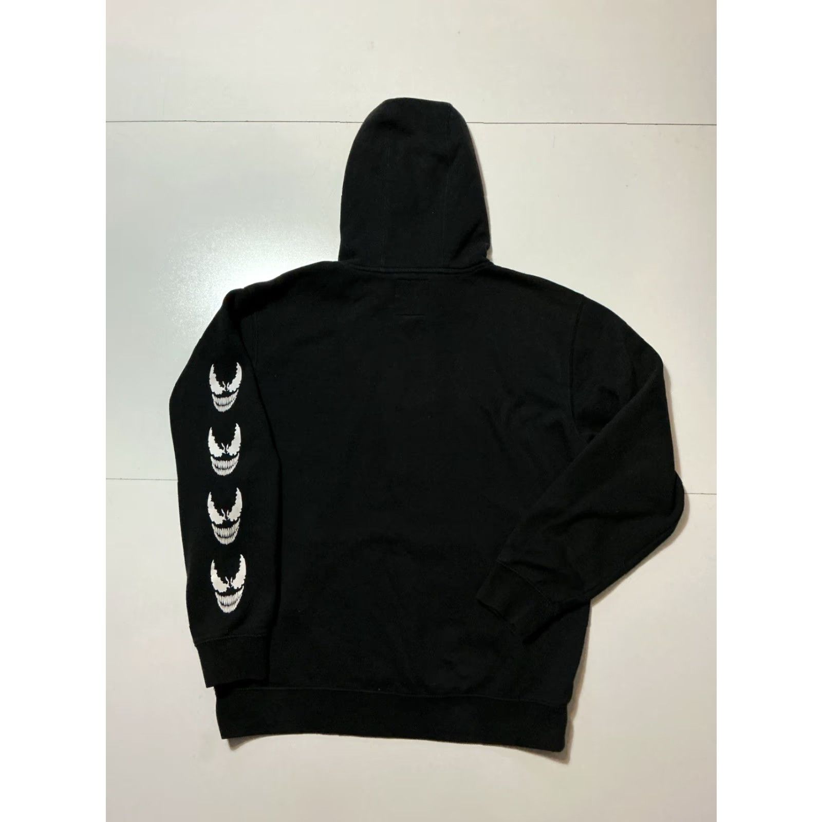 Vintage Vans X Marvel Comics Venom Black Fleece Embroidered Pullover Hoodie Sz. L Size US L / EU 52-54 / 3 - 3 Thumbnail