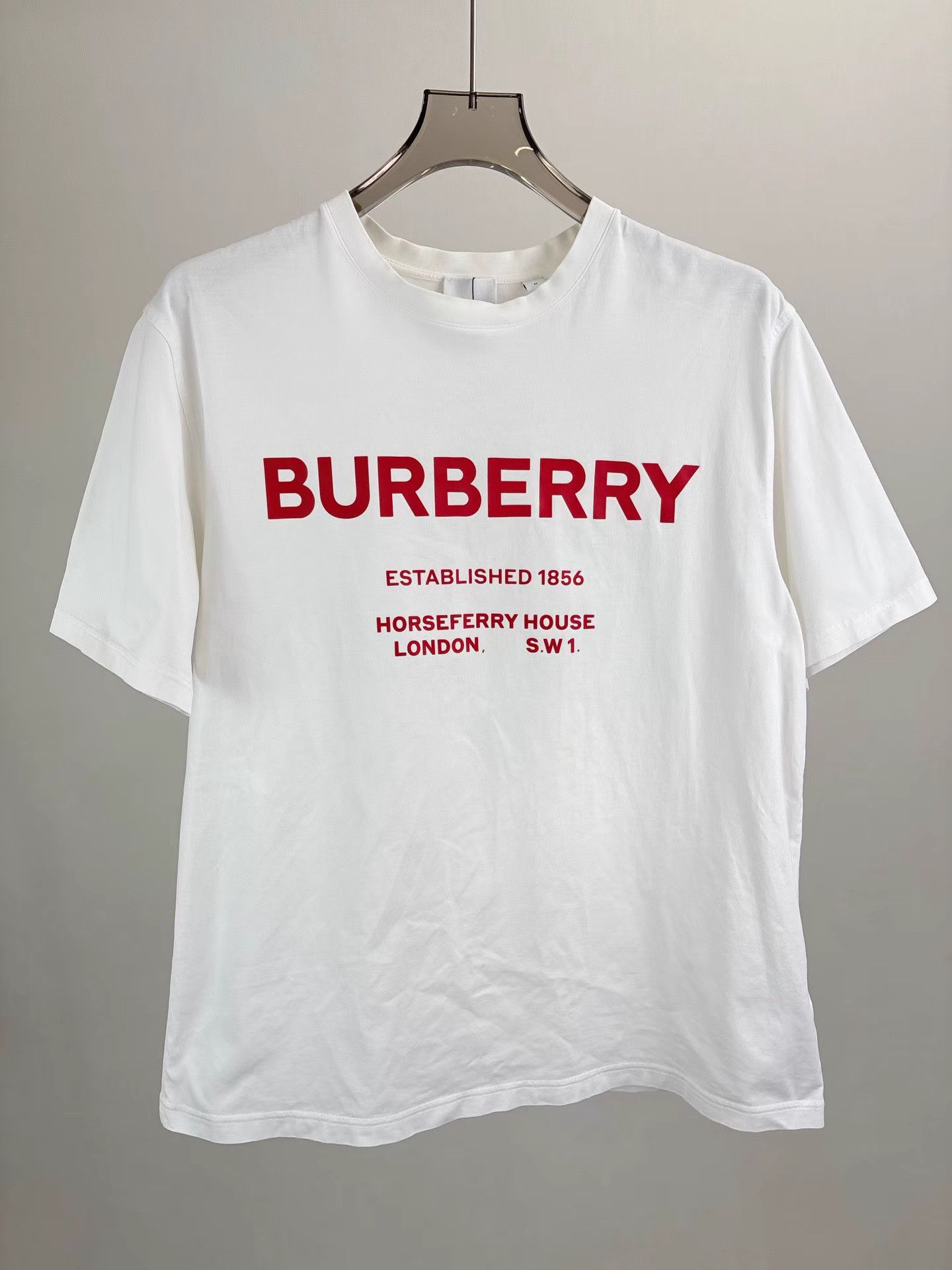 Burberry BURBERRY Red Letter Logo Short Sleeve K1 Size US M / EU 48-50 / 2 - 1 Thumbnail