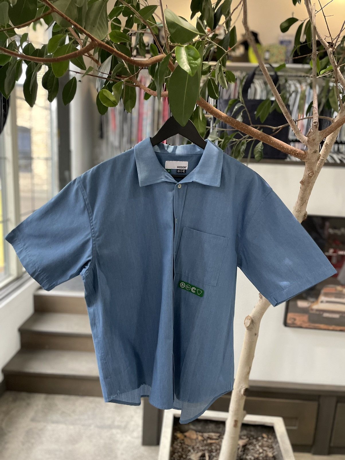 HIDDEN Hidden NY Short Sleeve Button Up Size US M / EU 48-50 / 2 - 1 Thumbnail