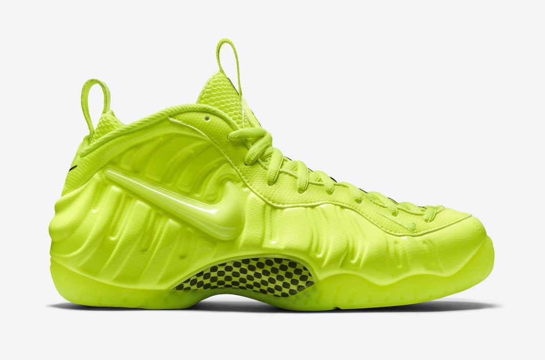 Nike NEW Nike Foamposite Pro Volt Green 2021 size 8 Womens Shoes Size US 8 / IT 38 - 1 Thumbnail