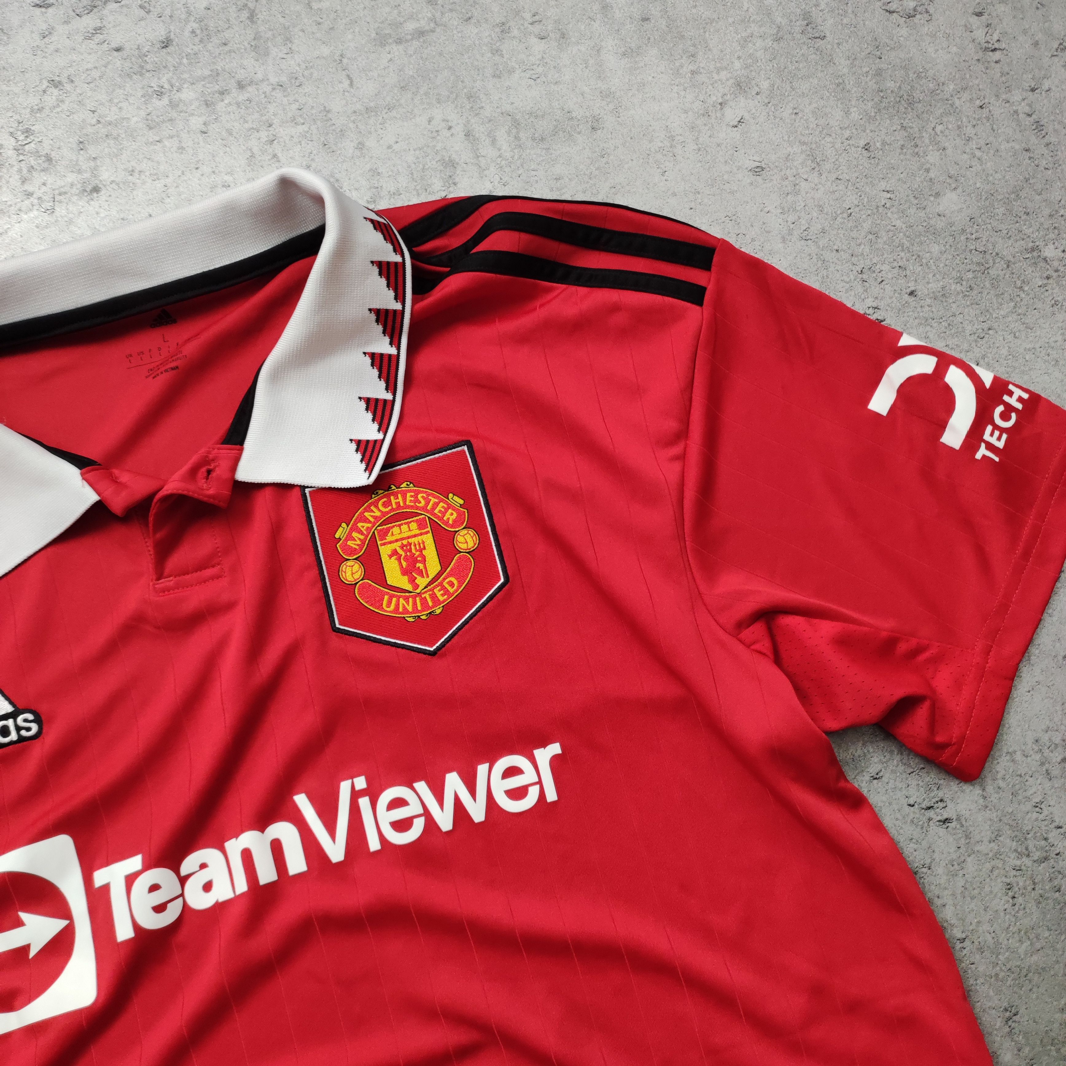 Adidas RARE Manchester United x Adidas 2022 Home Football Jersey Size US L / EU 52-54 / 3 - 4 Thumbnail