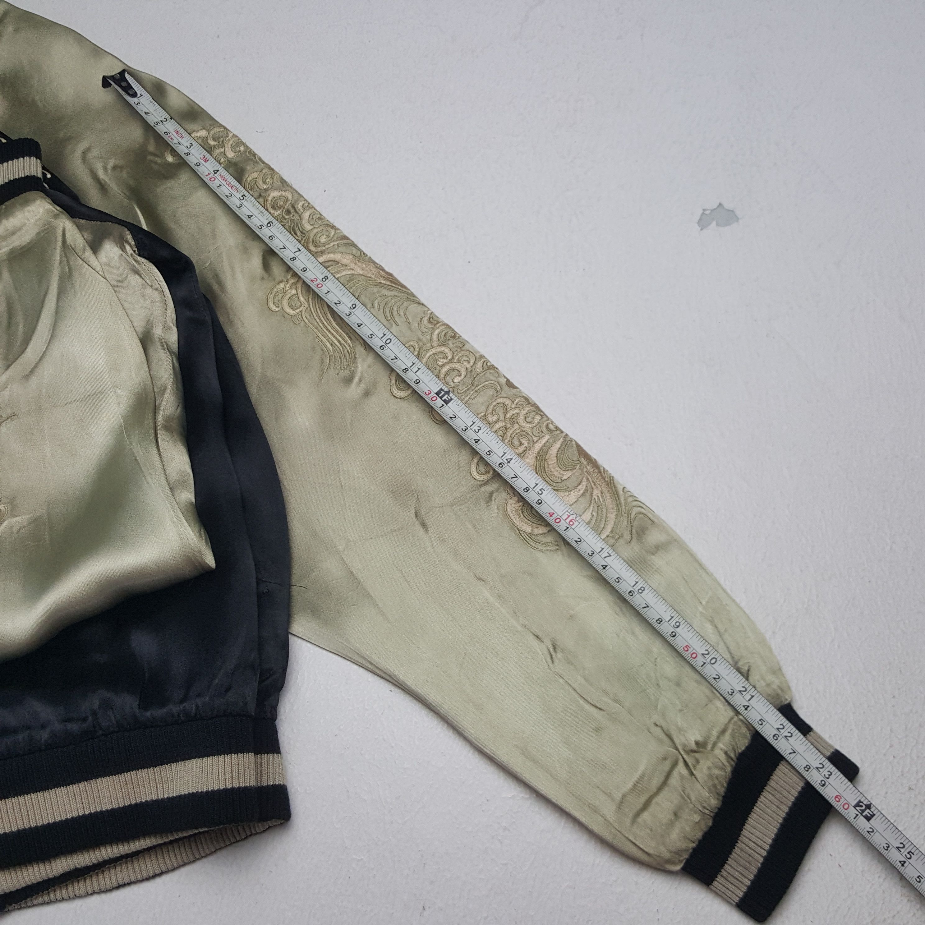 Vintage Vintage Sukajan Fish Koi Embroidery Japan Reversible Jacket Size US M / EU 48-50 / 2 - 11 Thumbnail
