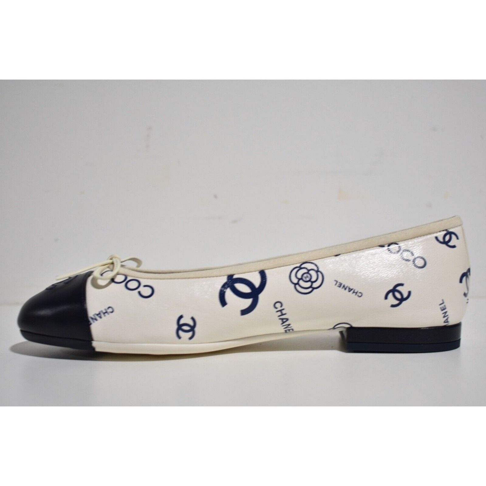 Chanel 23P CC Coco Logo Cap Toe Bow Tie Ballet Ballerina Flat 40 Size US 10 / IT 40 - 9 Thumbnail