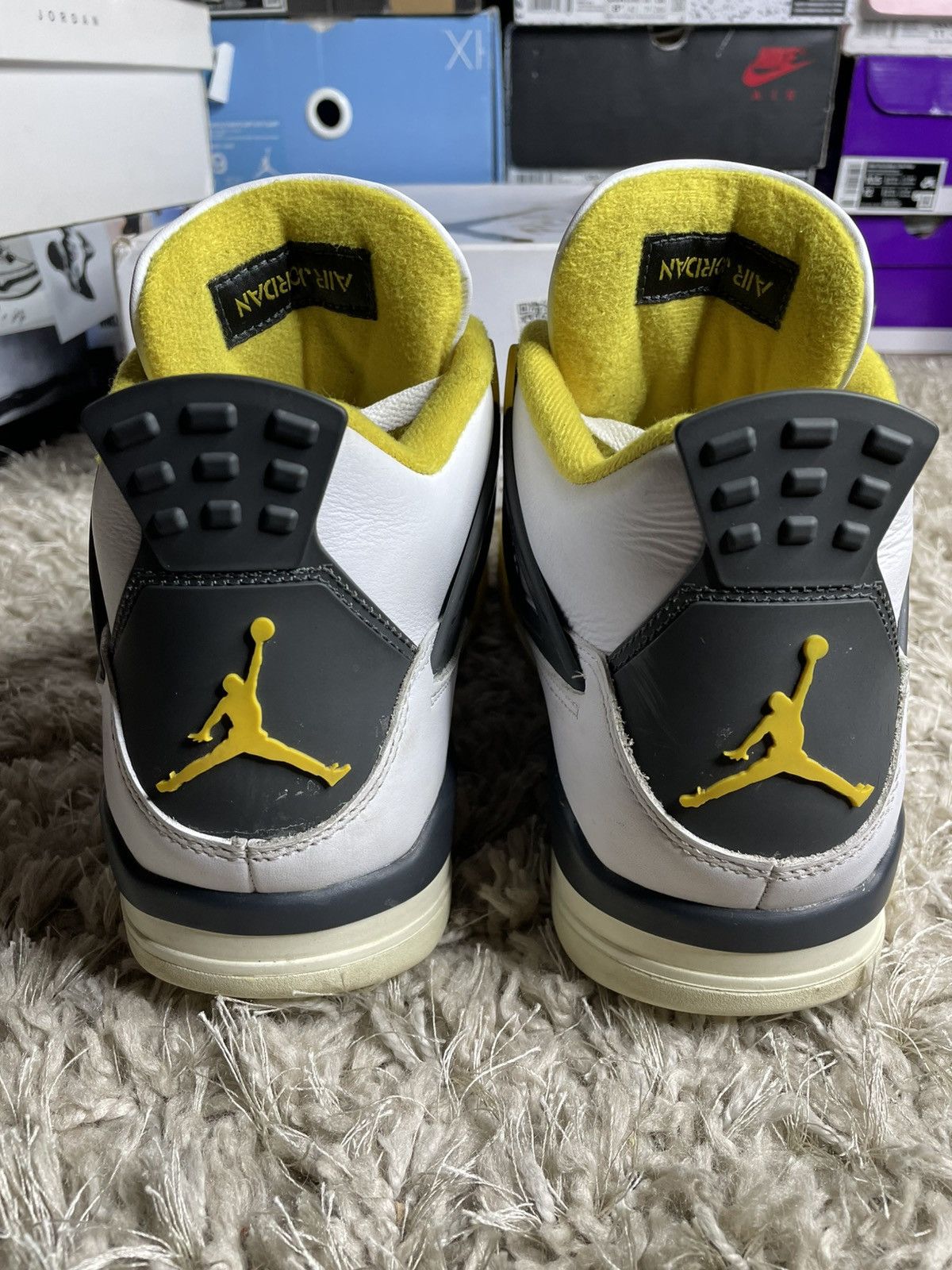 Jordan Brand Jordan 4 Sulfur Size US 10.5 / EU 43-44 - 6 Thumbnail