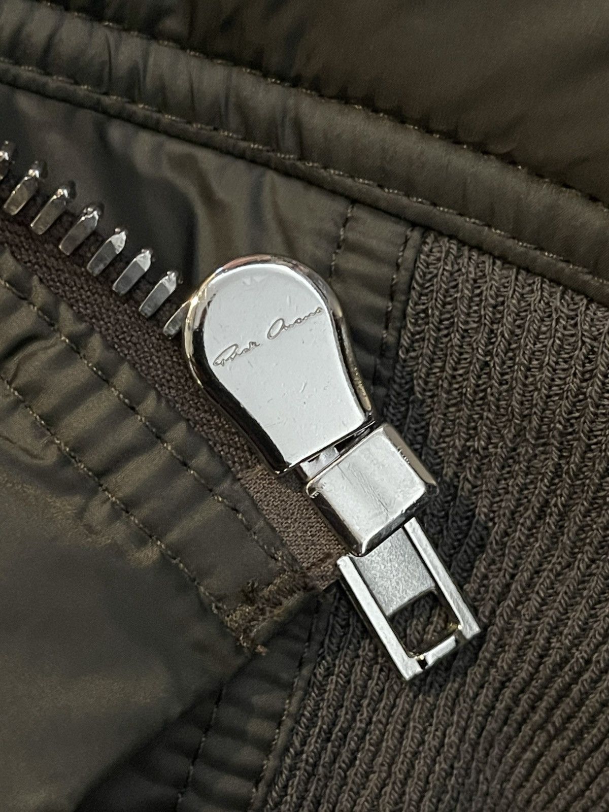 Rick Owens Rick Owens FW15 Sisyphus Olive Nylon Down Bomber Size US M / EU 48-50 / 2 - 9 Thumbnail