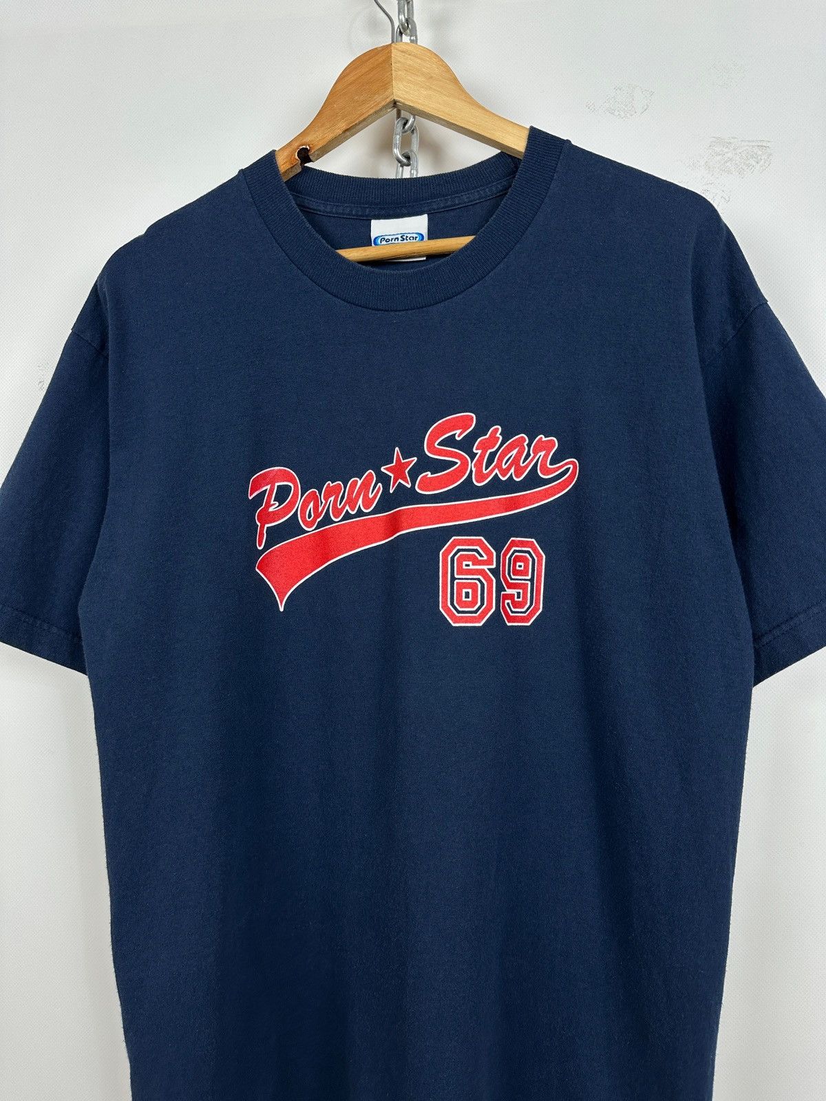 Girl Skateboards Vintage Pornstar 69 Navy Blue T-Shirt Size US M / EU 48-50 / 2 - 3 Thumbnail