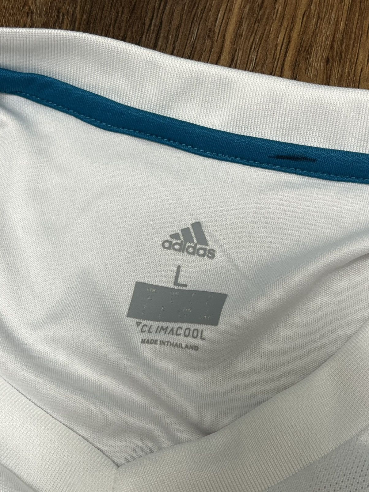 Adidas Adidas Real Madrid home jersey for the 2017/18 #7 Ronaldo Size US L / EU 52-54 / 3 - 4 Thumbnail