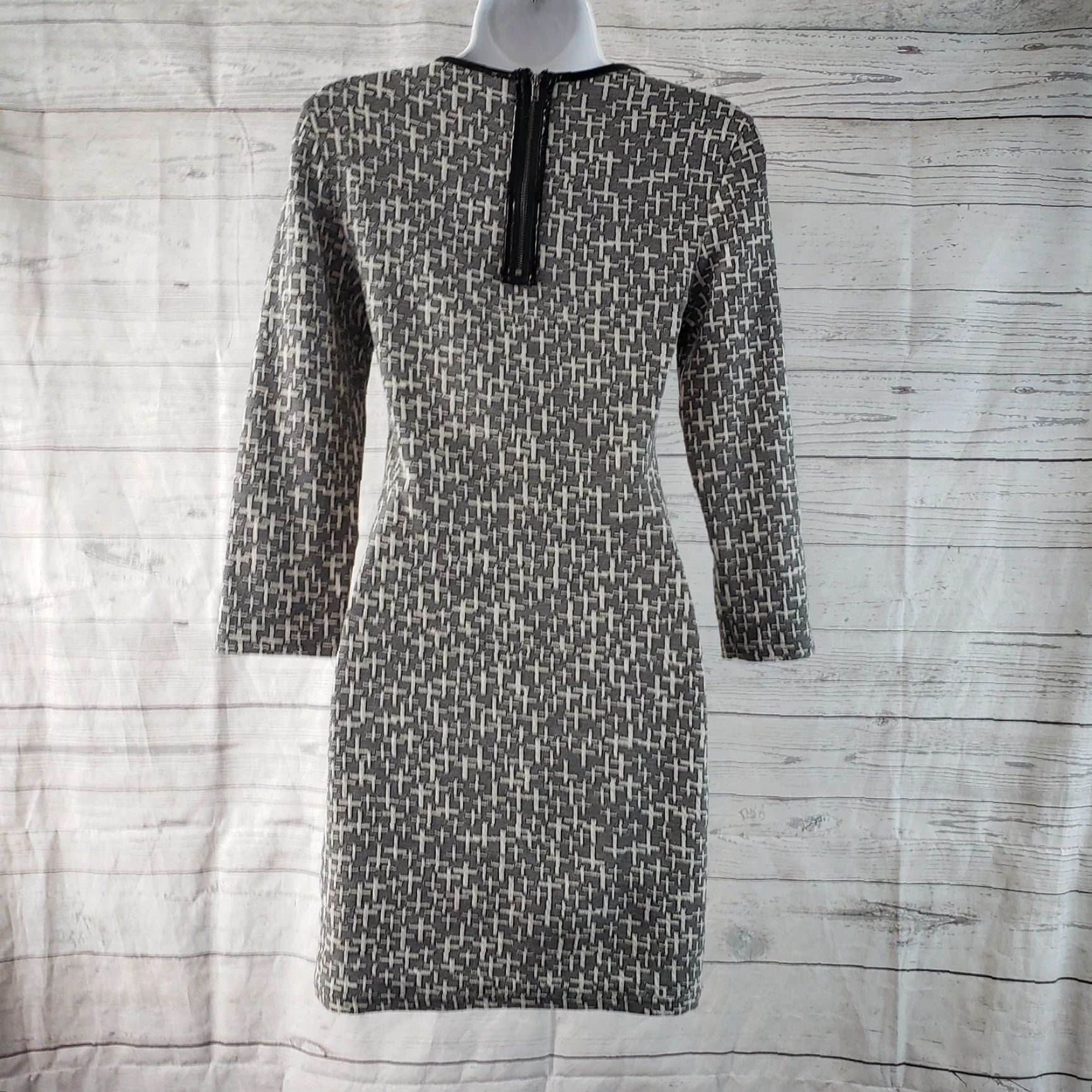 Topshop VINTAGE? (No) Topshop Knit Dress Womens Size 6 Gray Long Sleeve Round Neck Zip Sheath Dress Size M / US 6-8 / IT 42-44 - 4 Thumbnail