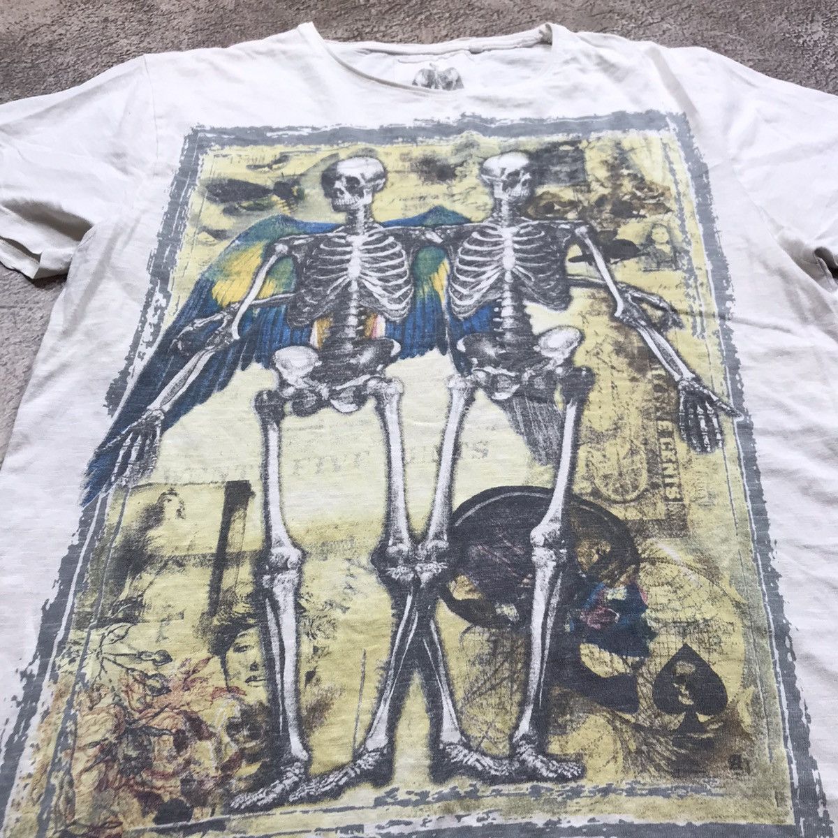 Vintage Vintage Y2K Sun Faded Graphic Tee Skulls Grunge Streetwear M Size US M / EU 48-50 / 2 - 3 Thumbnail