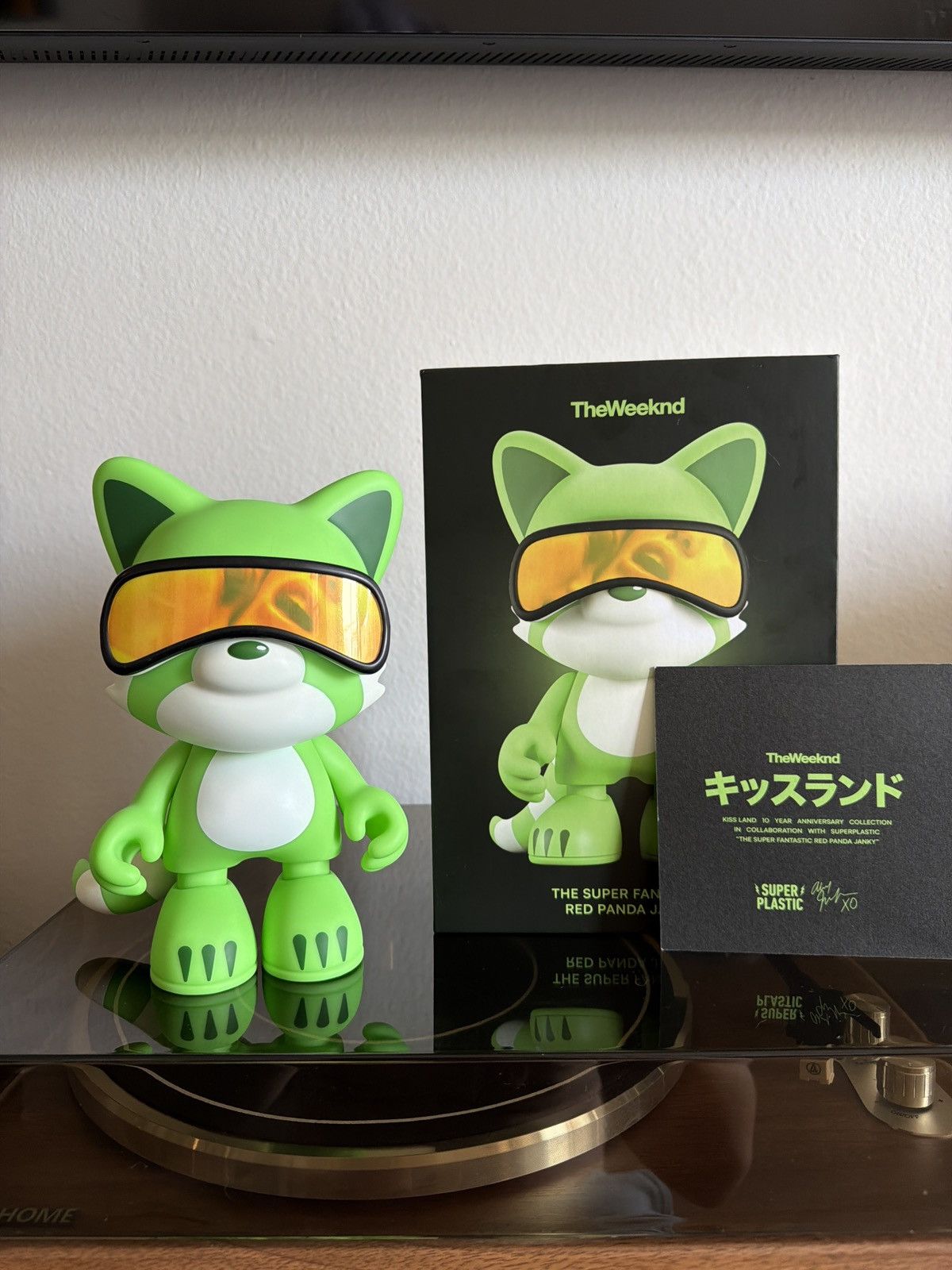 Medicom Toy × The Weeknd The Weeknd X SuperPlastic Red Panda Janky Size ONE SIZE - 1 Thumbnail