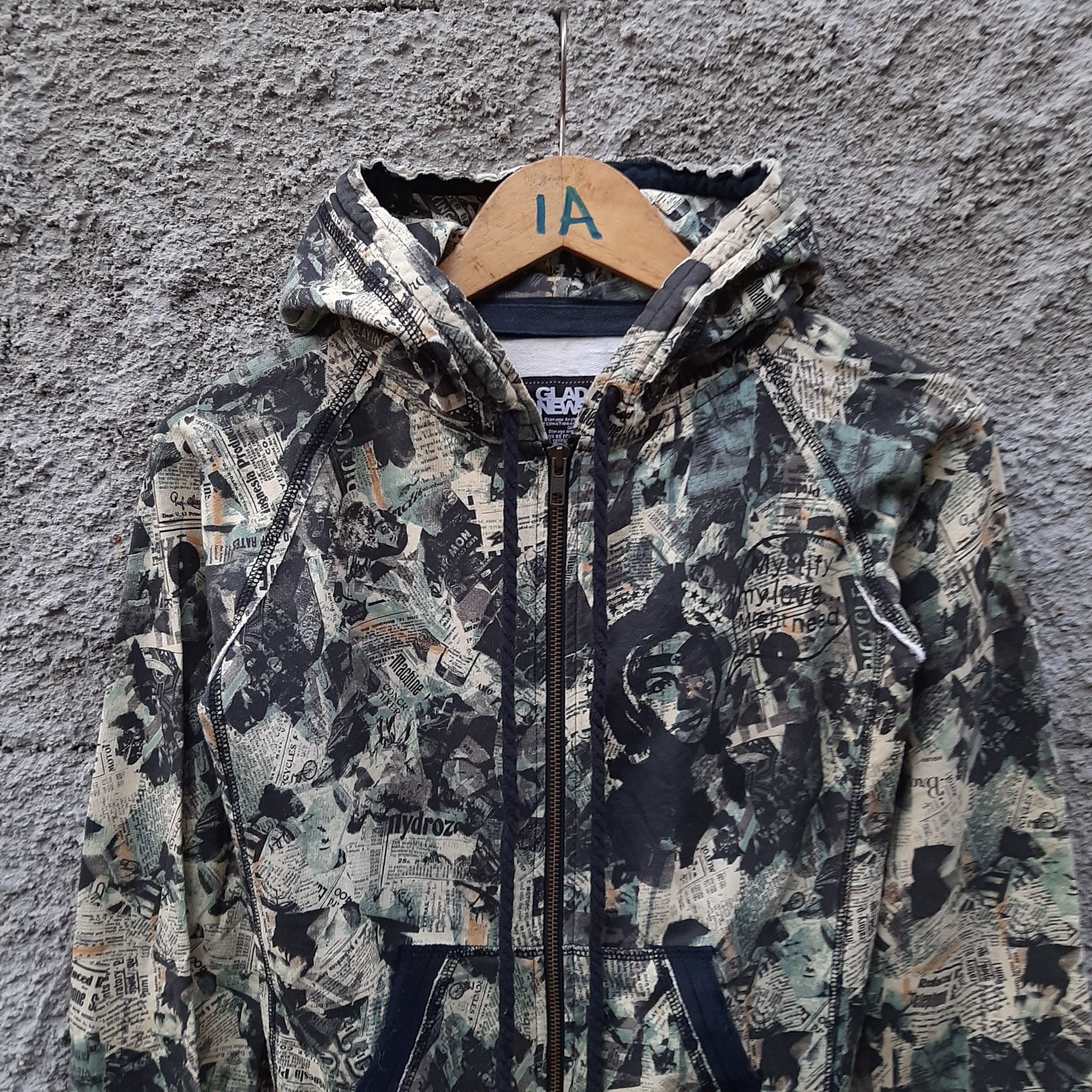 Japanese Brand Glad News printed zipper hoodie Size ONE SIZE - 3 Thumbnail