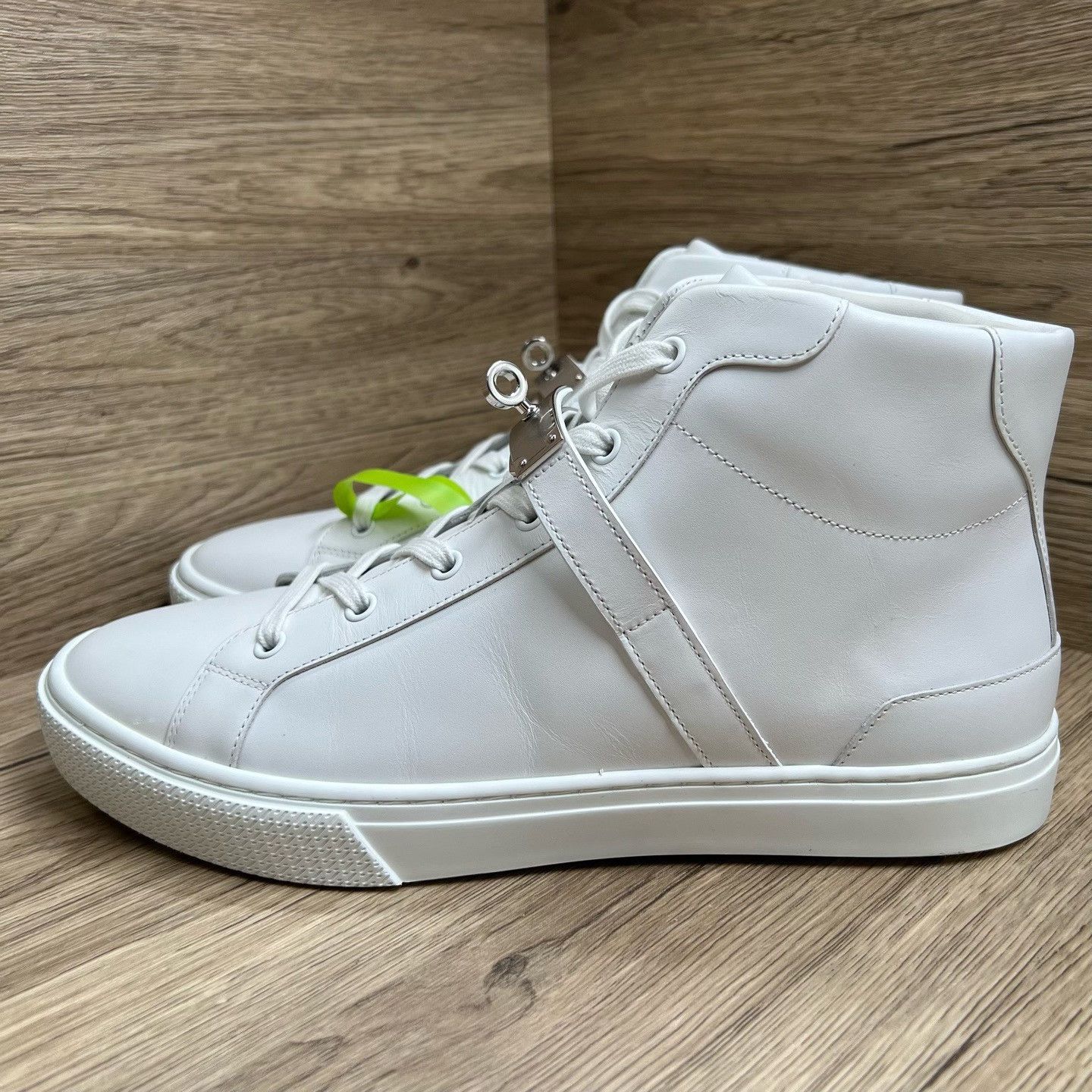 Hermes Hermes White Hitop Sneakers 7 Men Size US 7 / EU 40 - 1 Thumbnail