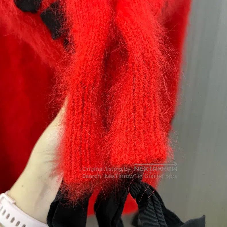 Fendi Fendi Red Belt Design Water Mink Sweater Size XXS / US 00 / IT 34 - 5 Thumbnail