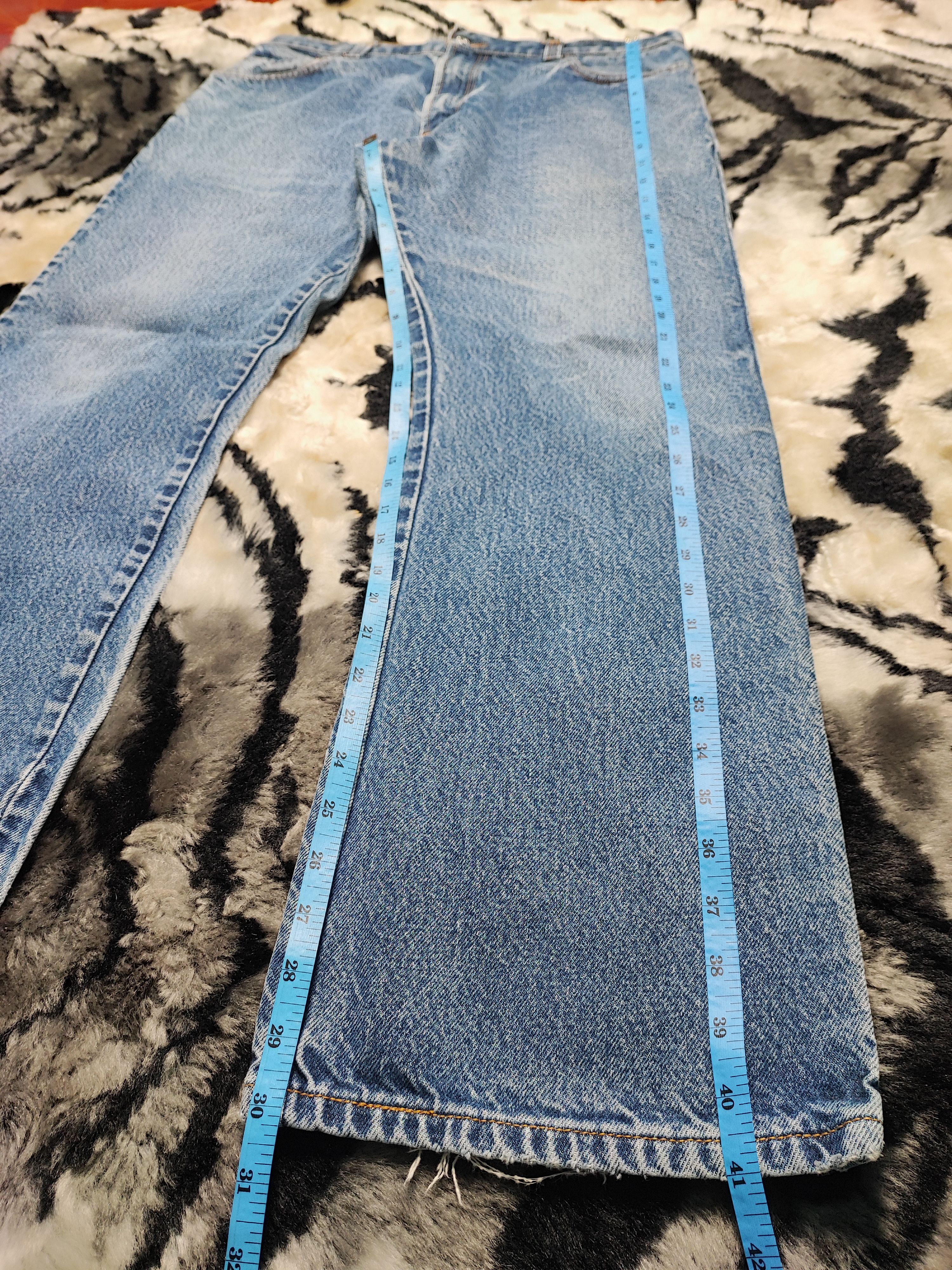 Levi's Vintage Y2K Levis 517 Low Bootcut Flared Jeans Size US 35 - 7 Thumbnail
