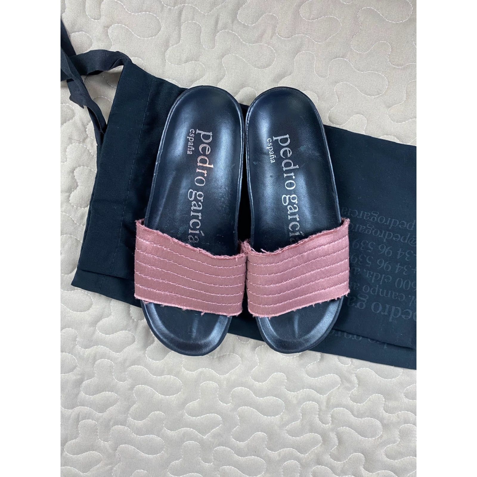 Pedro Garcia VINTAGE Pedro Garcia Amparo Pink Satin Frayed Slide Sandals Womens 36 EU 6 US Size US 6 / IT 36 - 3 Thumbnail
